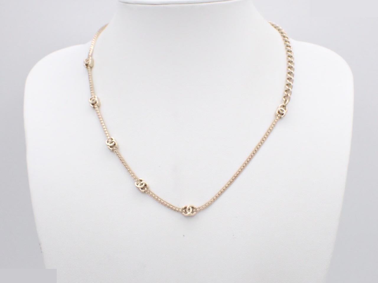 Necklace with Coco Mark, total length approximately 45 cm — view 3