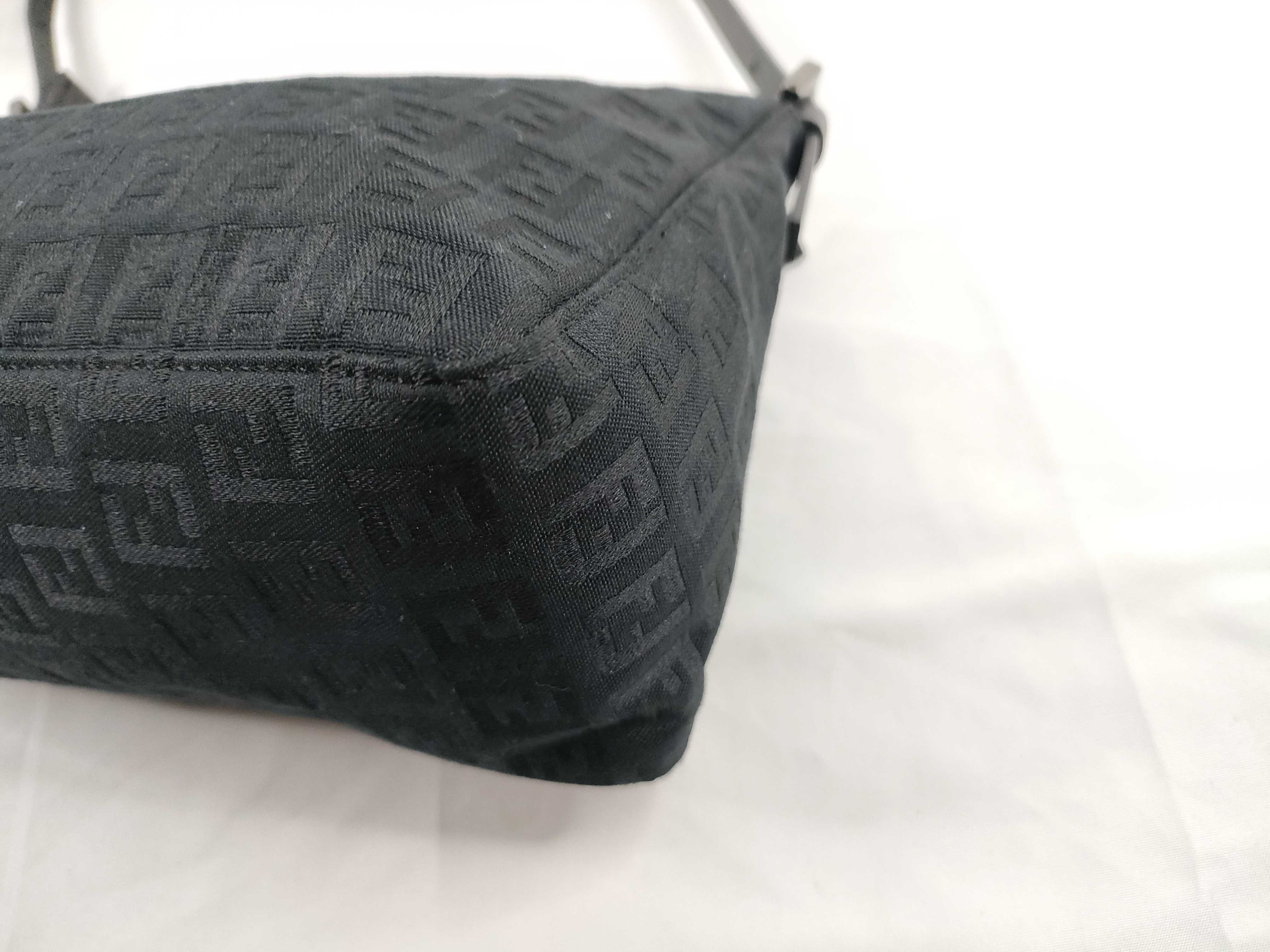 Zucchino Accessory Pouch Black Shoulder Bag — view 5