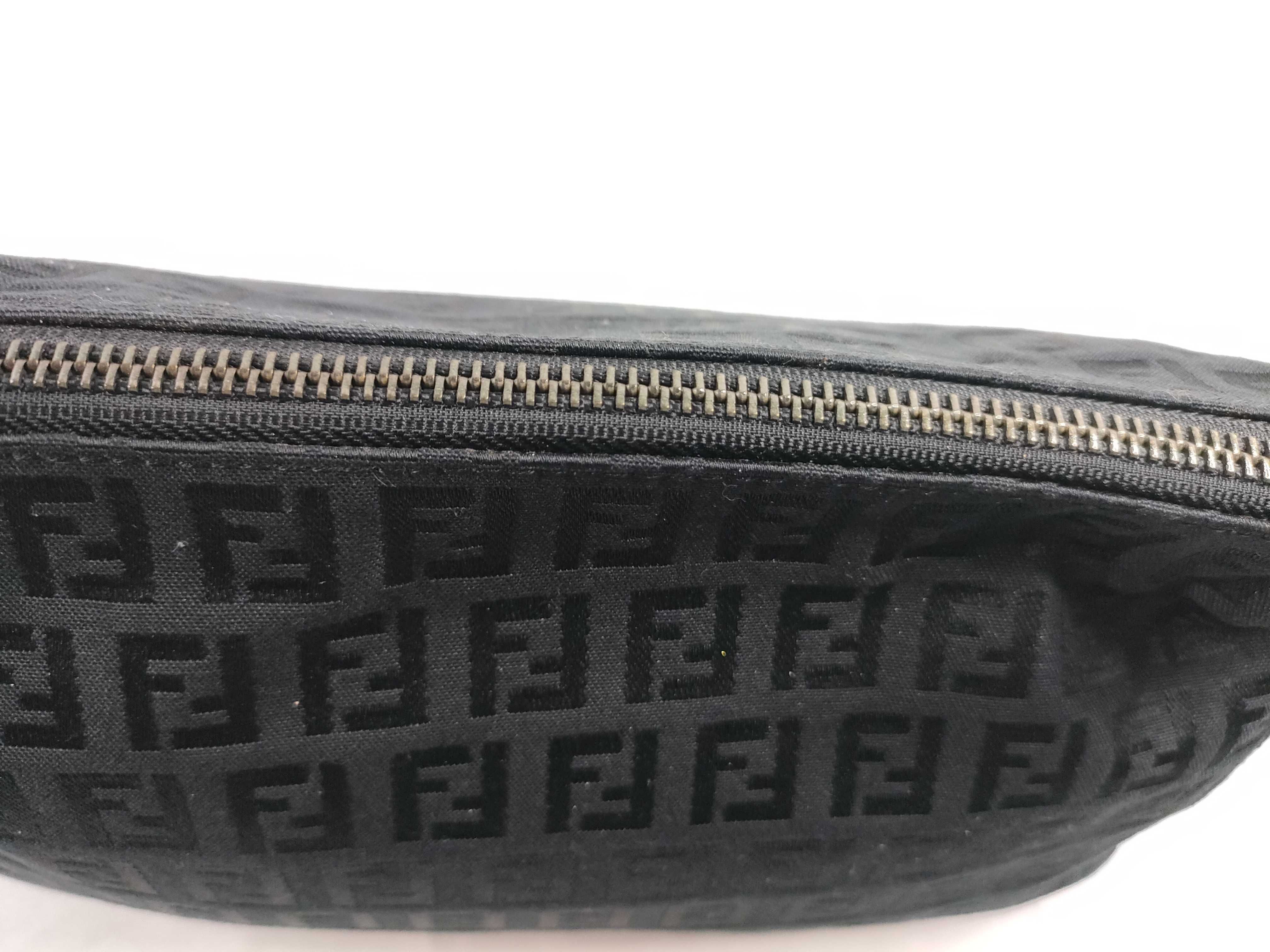 Zucchino Accessory Pouch Black Shoulder Bag — view 10