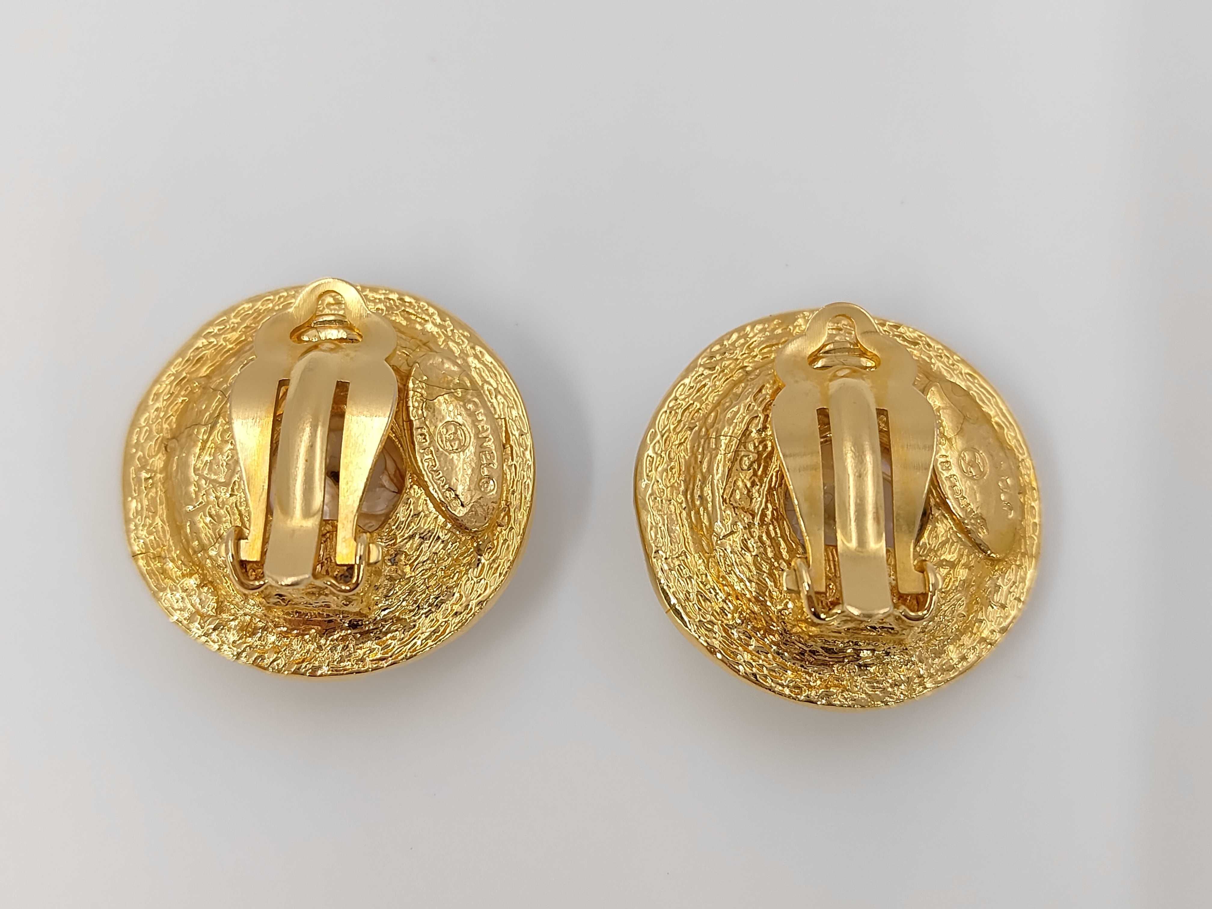 logo pearl clip-on earrings — view 2
