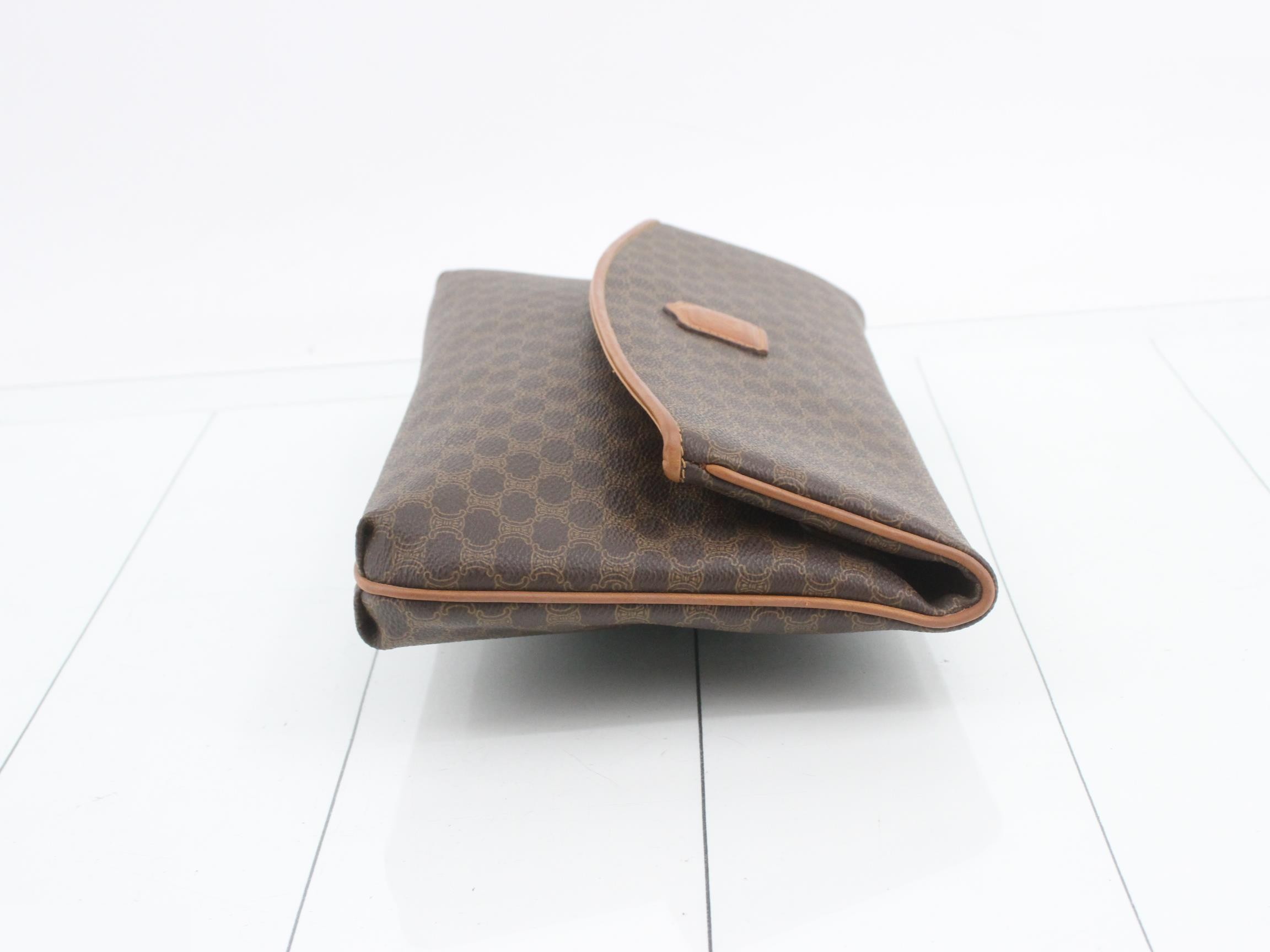 Unused clutch pochette with tag — view 3