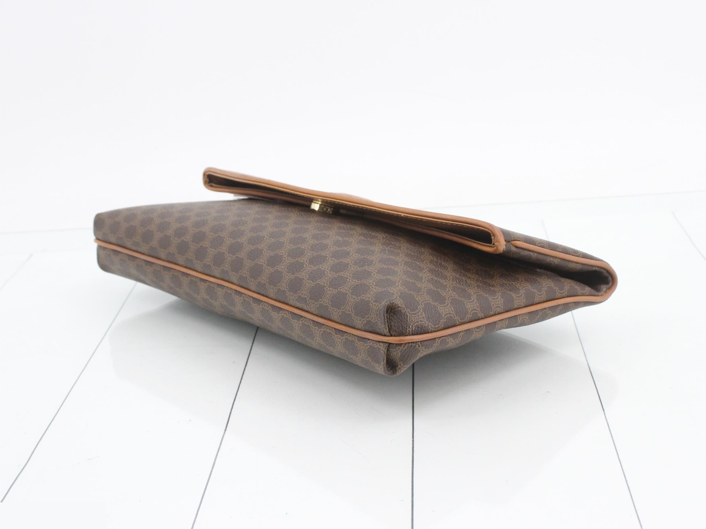 Unused clutch pochette with tag — view 6