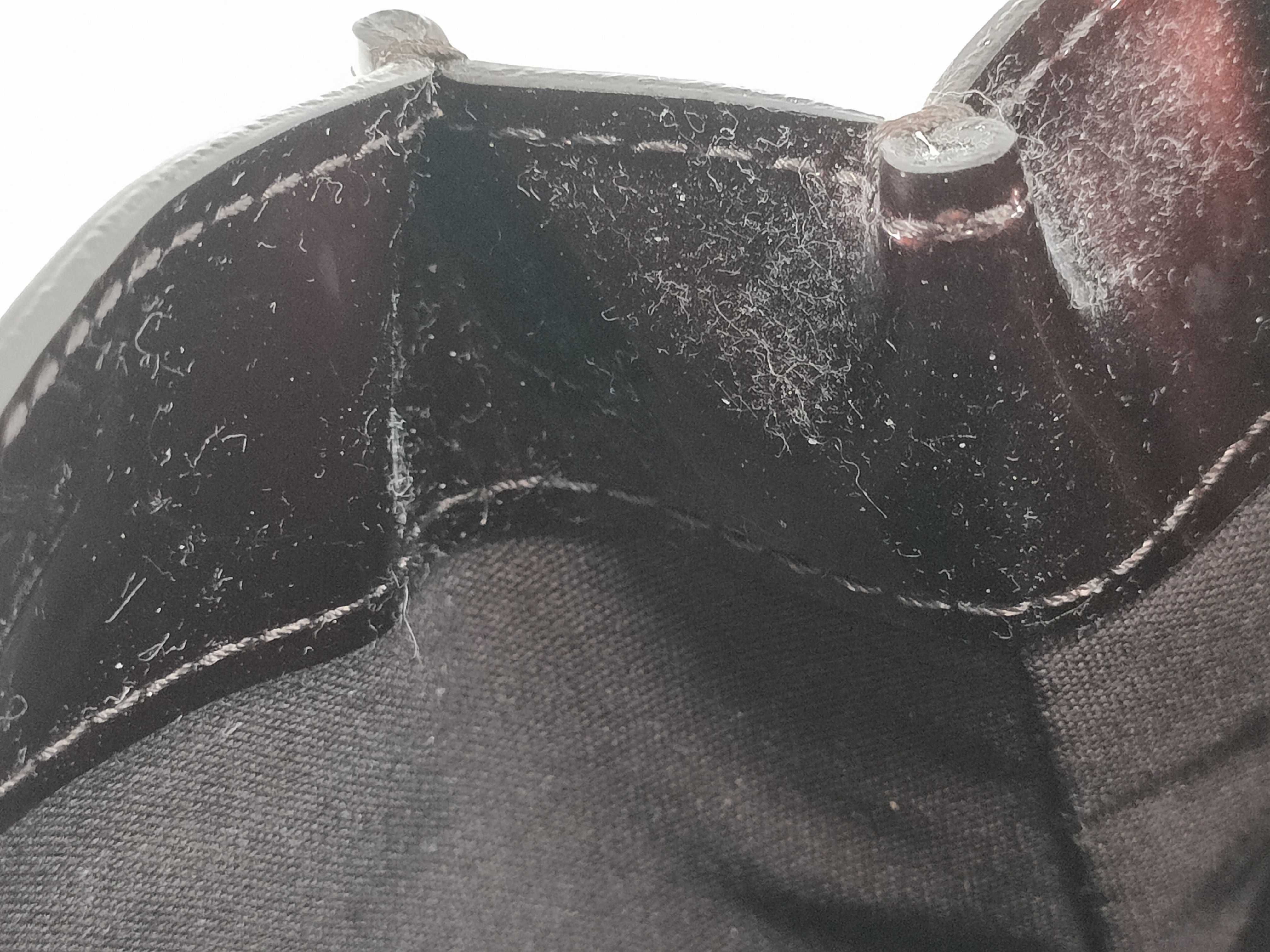 Vernis Louis Vuitton Handbag Vernis Wilshire PM Handbag — view 13