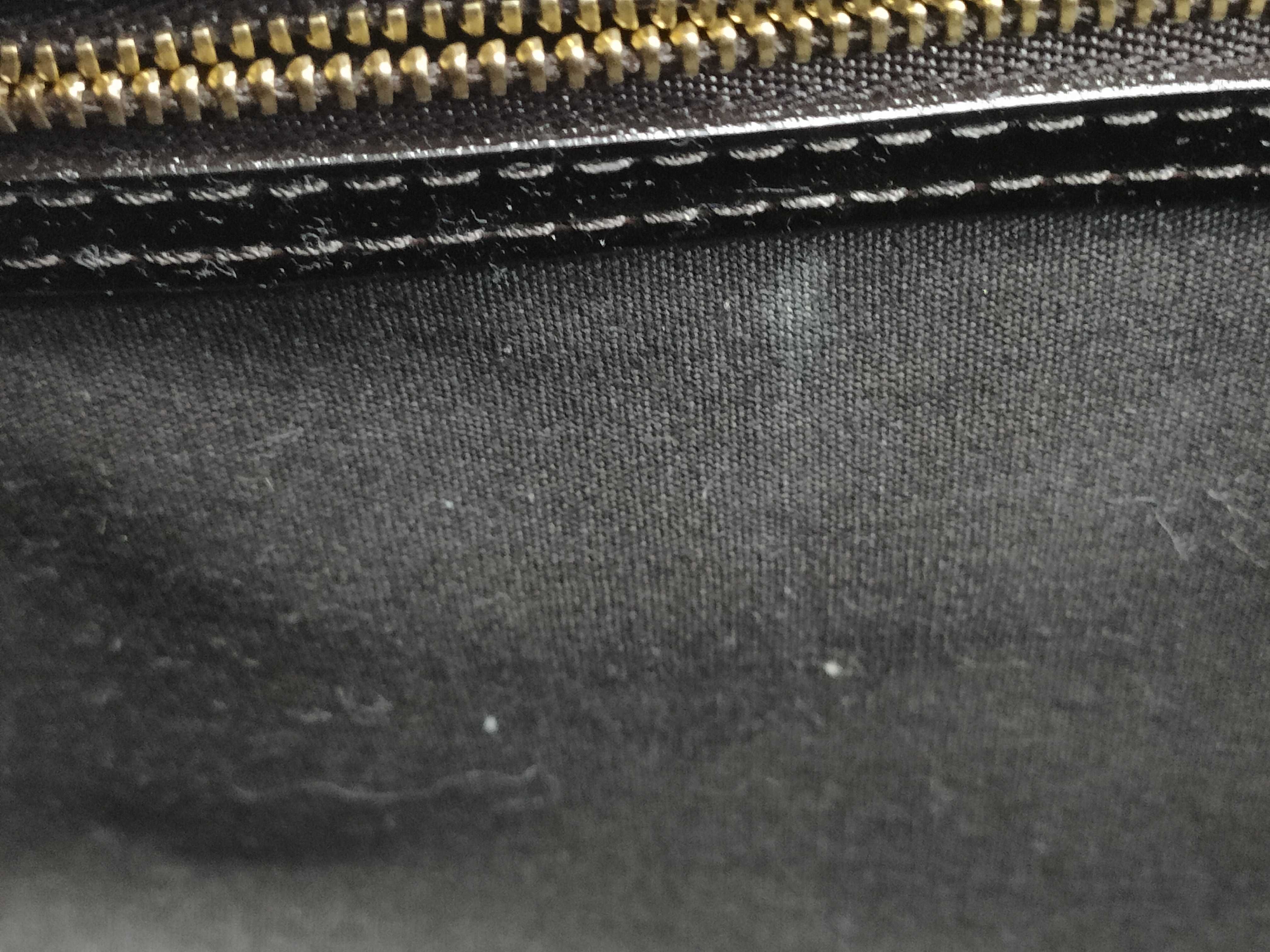Vernis Louis Vuitton Handbag Vernis Wilshire PM Handbag — view 15