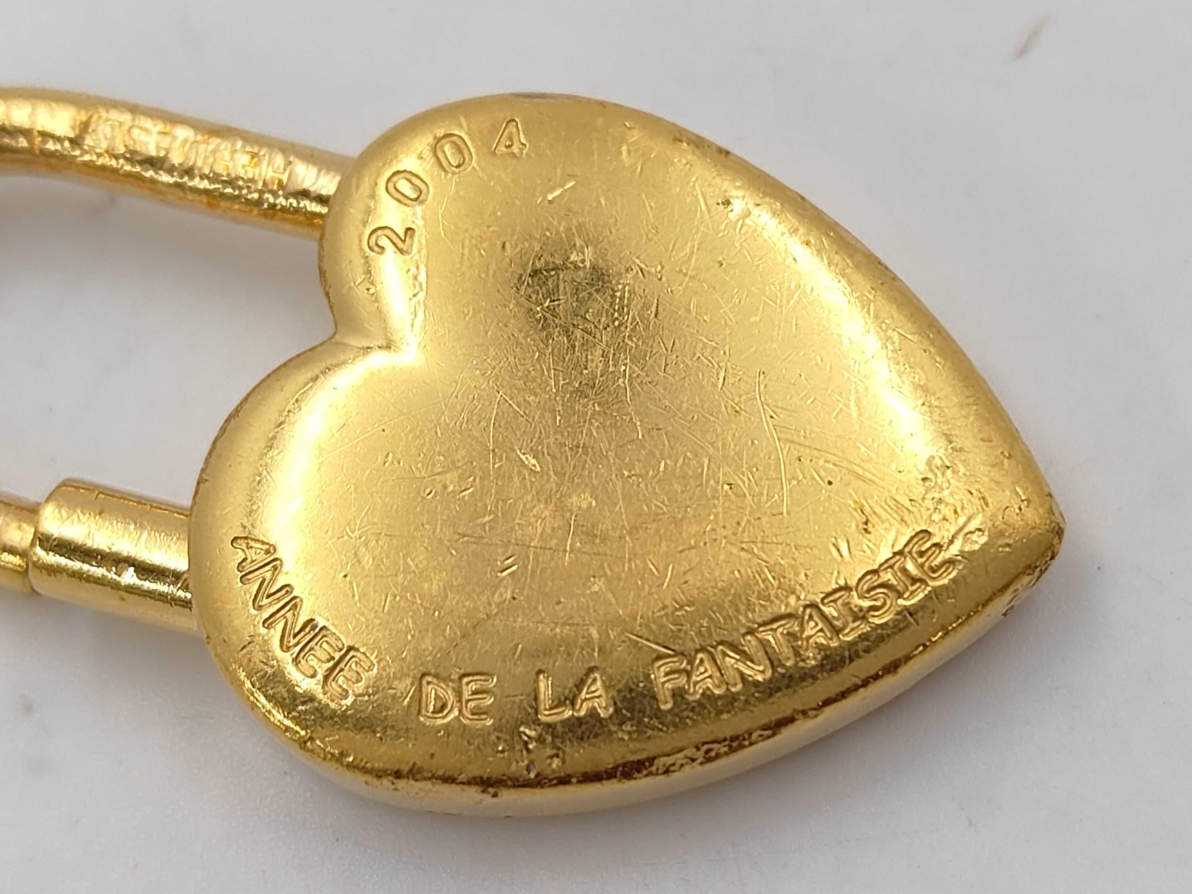 Cadena Lockheart Fantasy 2004 Limited Edition Keychain Key Case — view 5