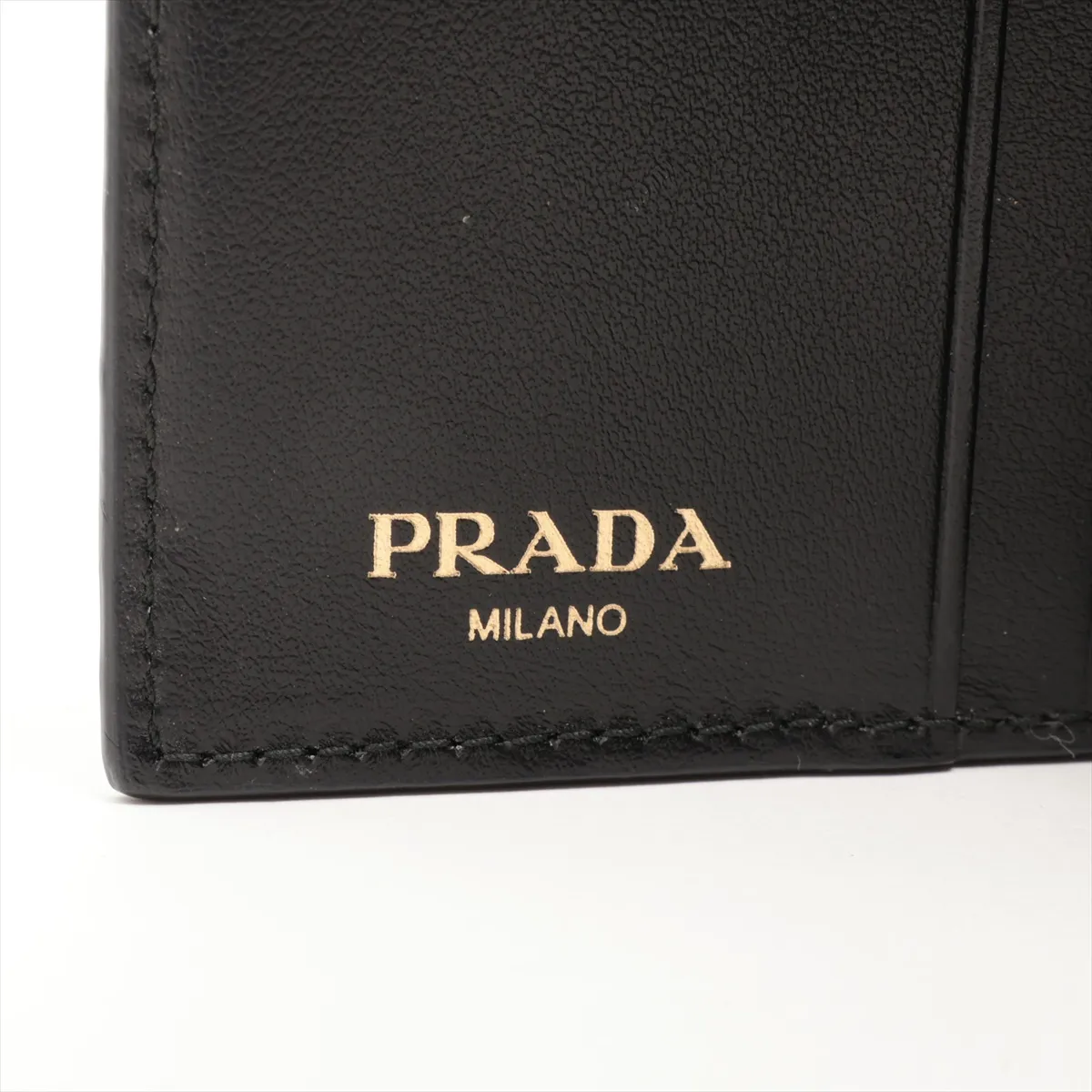 Vitello Move 1MH523 Leather Compact Wallet, Black — view 7