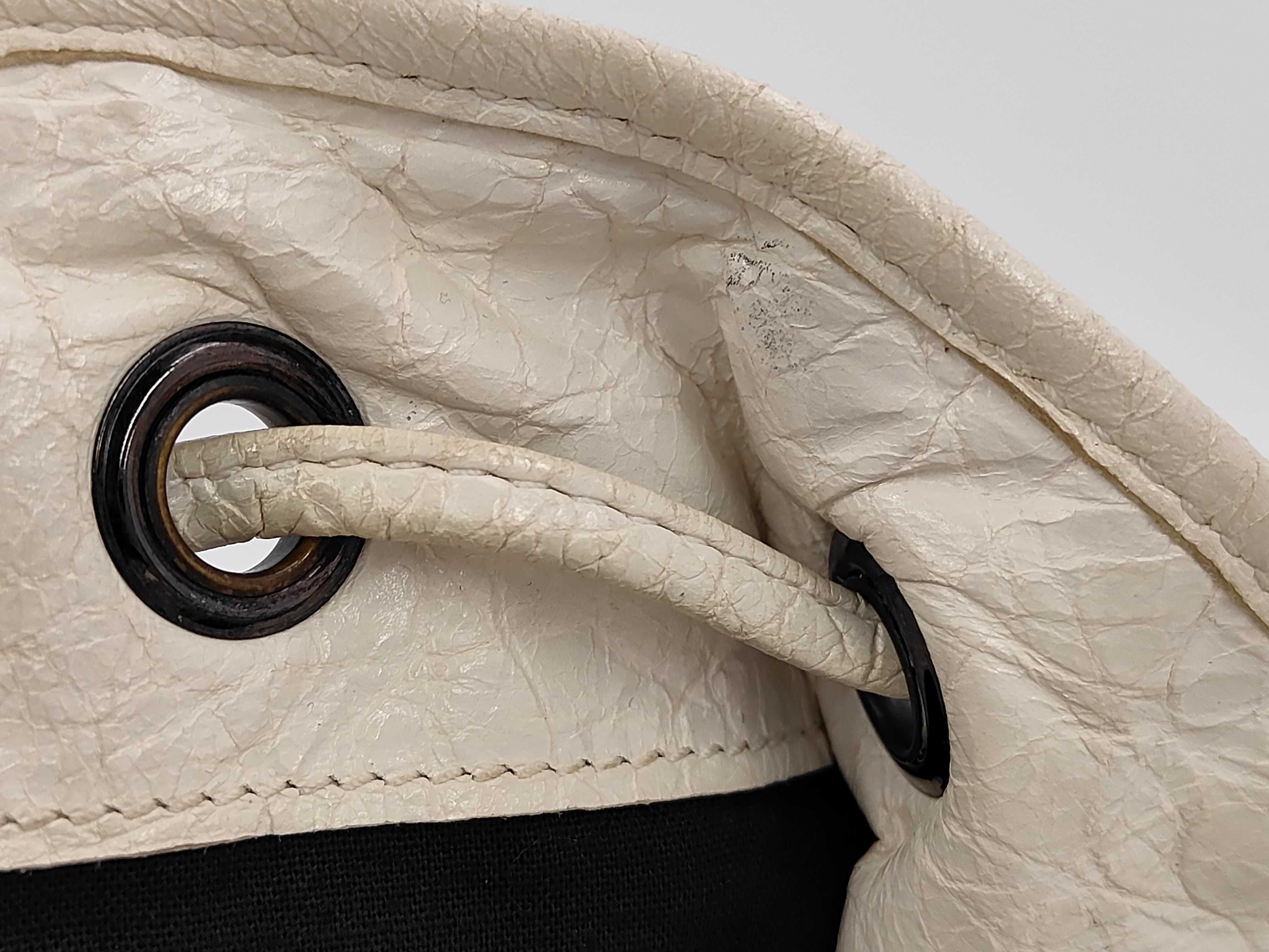 Mini Pom 2-Way Handbag — view 10