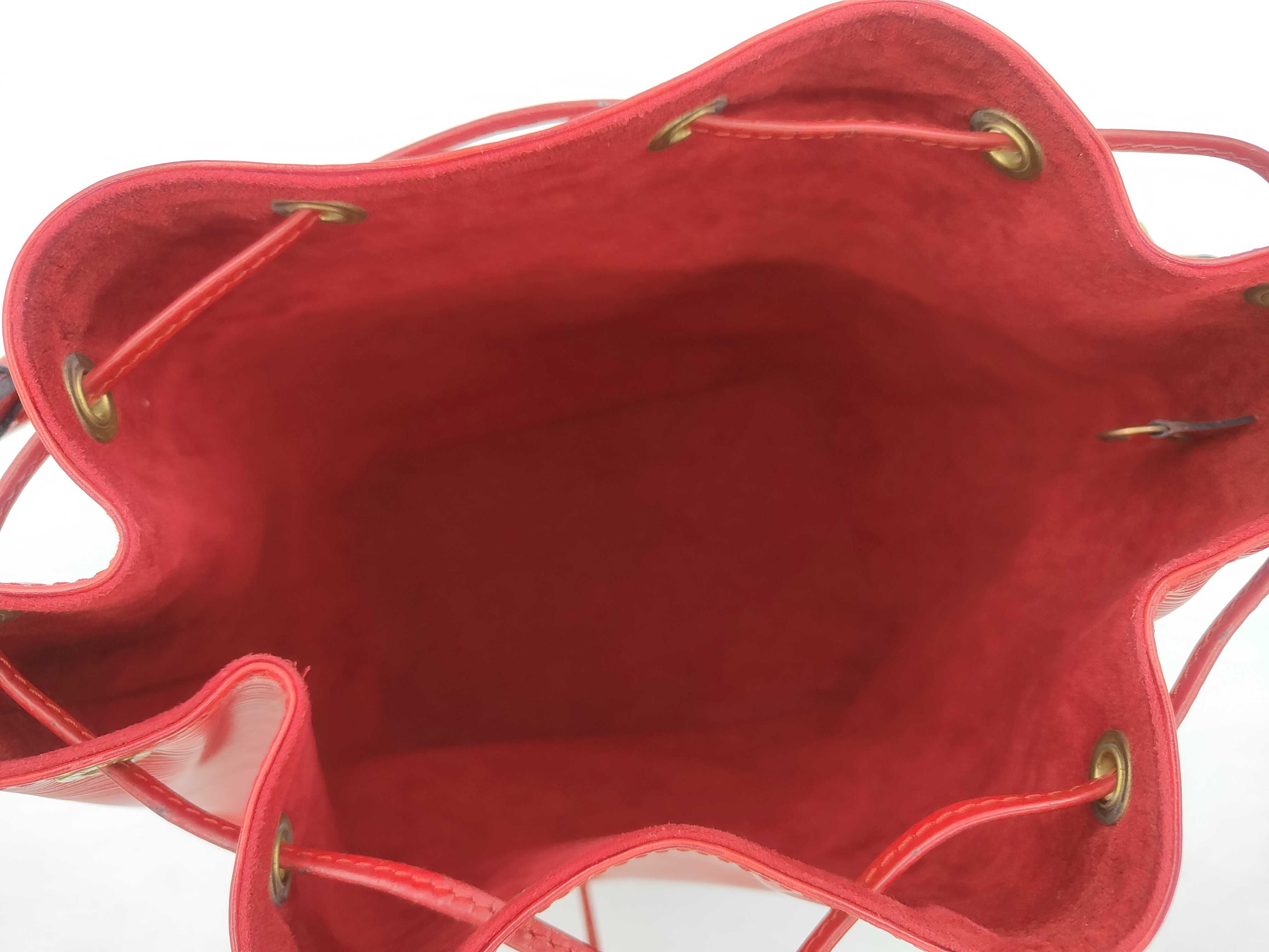 Epi Noe Red Shoulder Bag — view 8