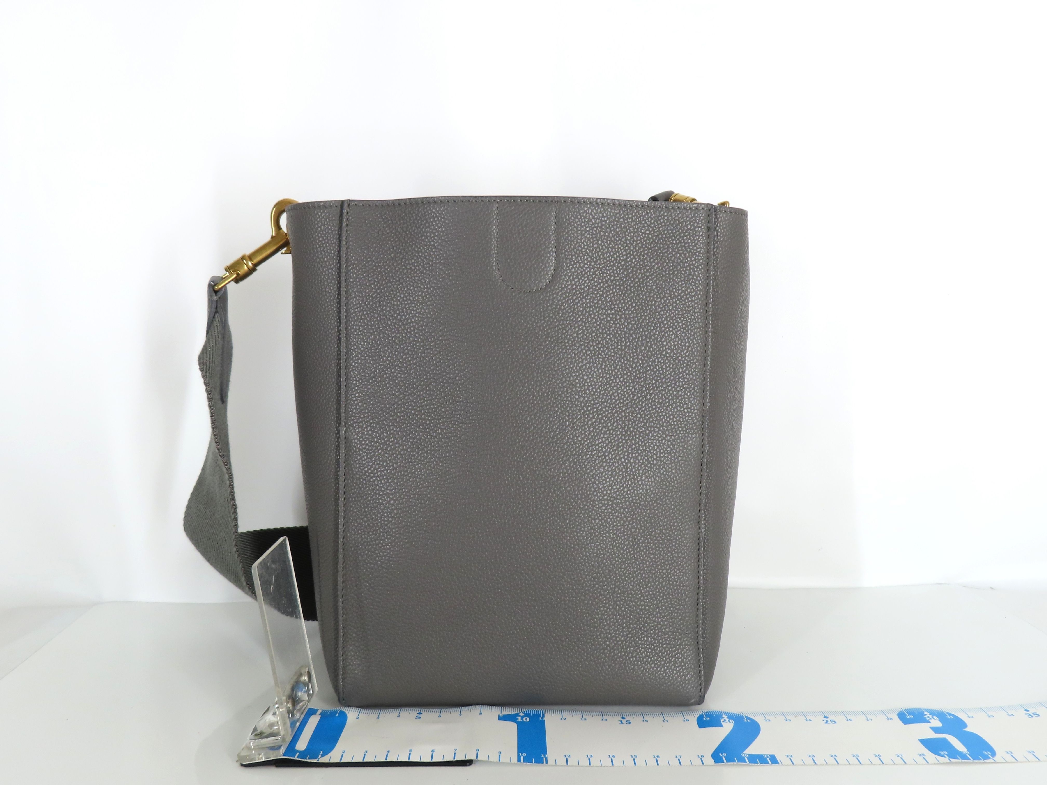 shoulder bag — view 2