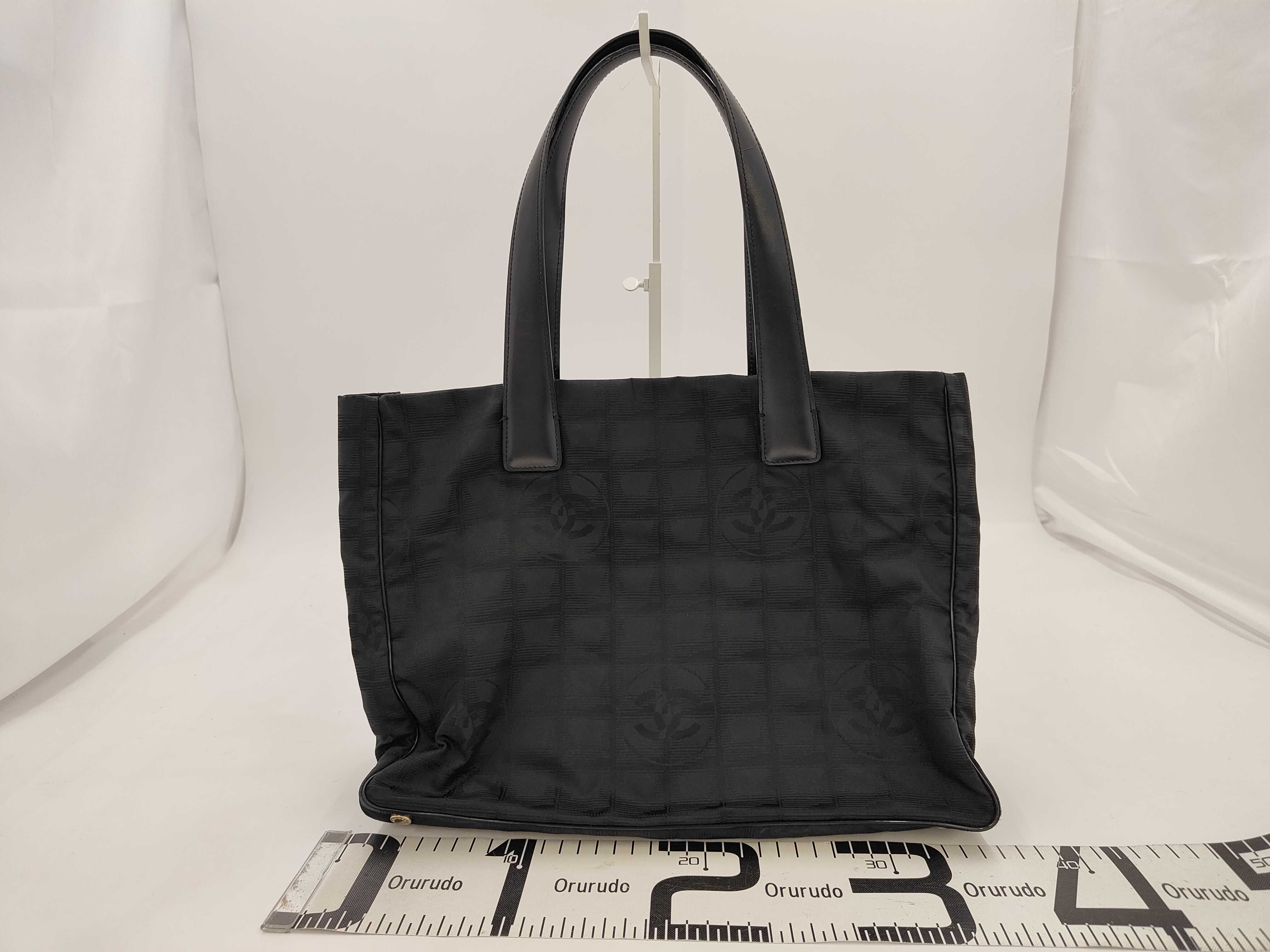 New Travel Line Tote MM Black (10194840) Tote Bag — view 2