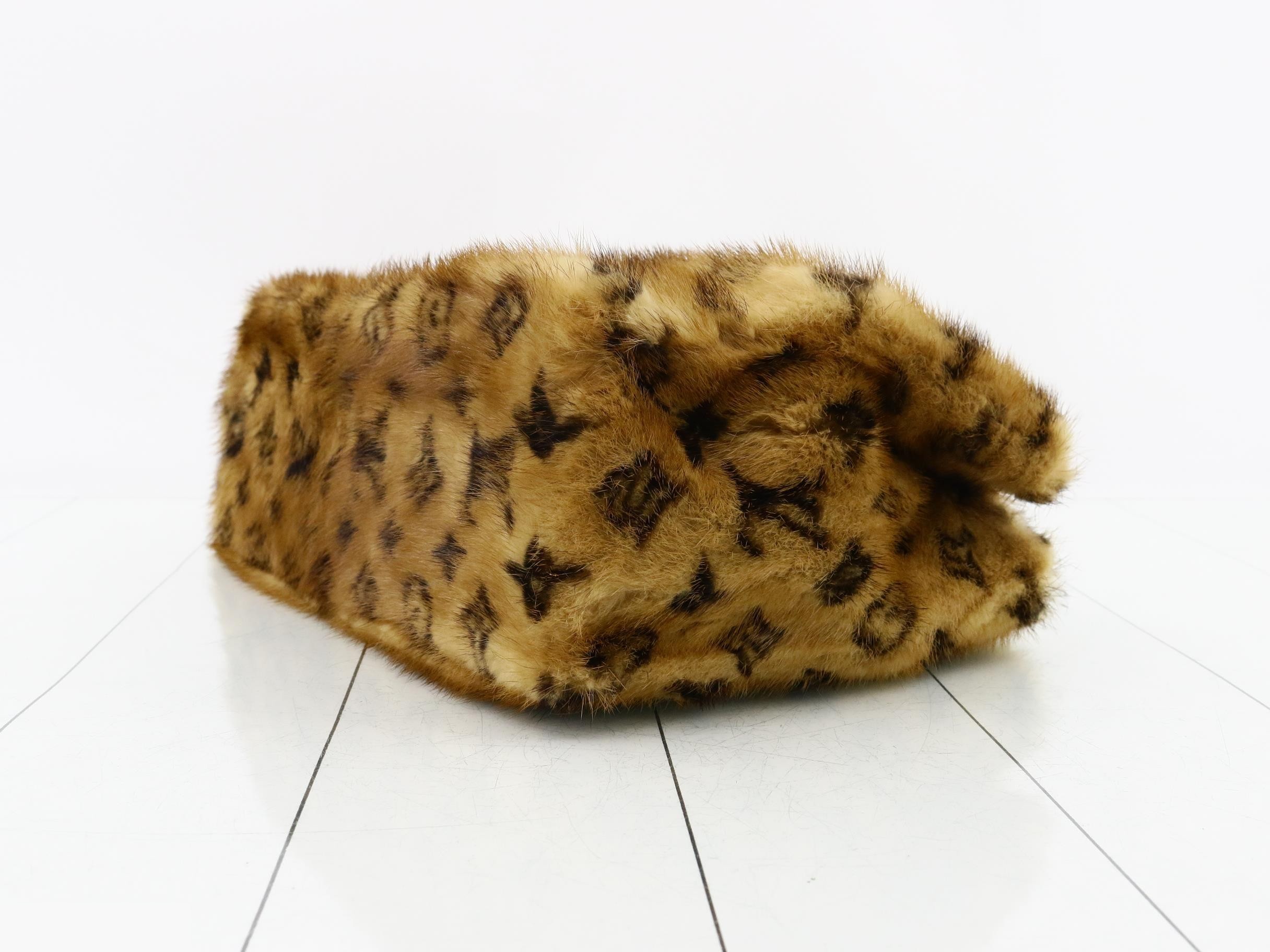 Monogram Mink Fabulous — view 6