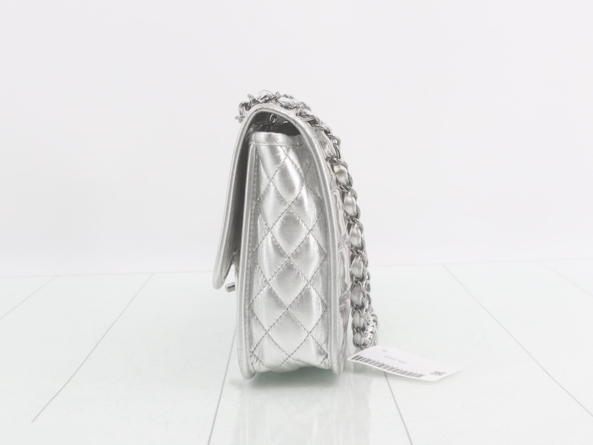 Ice Cube Chain Shoulder Bag — view 3