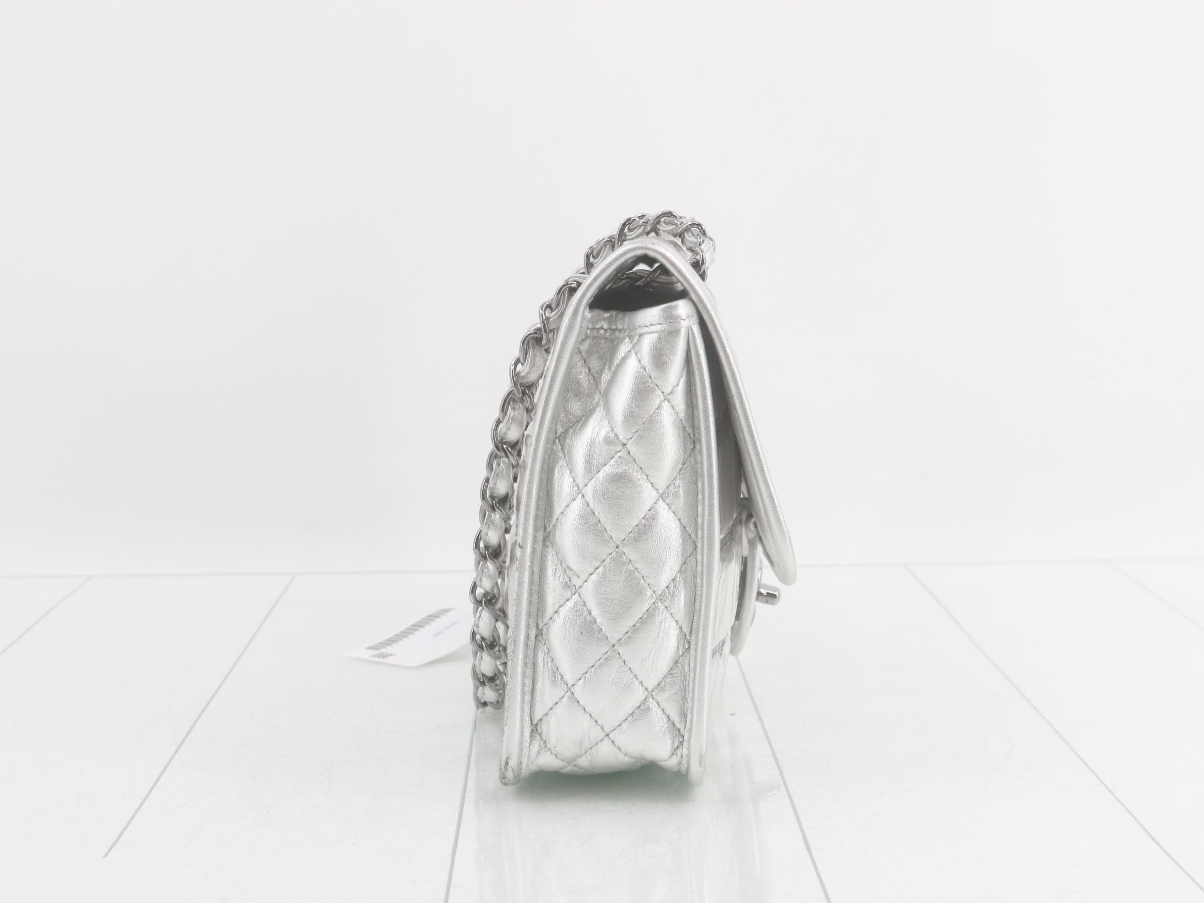 Ice Cube Chain Shoulder Bag — view 4