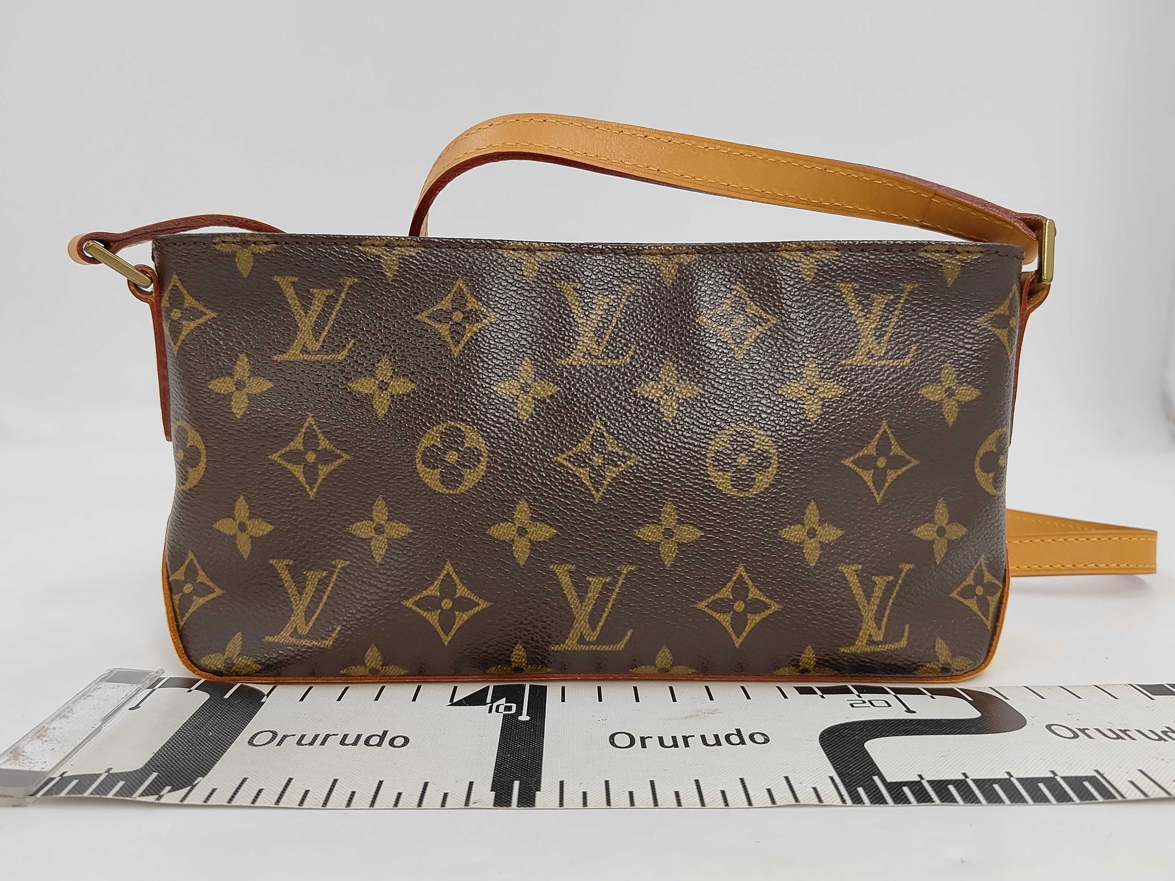 LV M51240 Monogram Trotteur Shoulder Bag — view 2