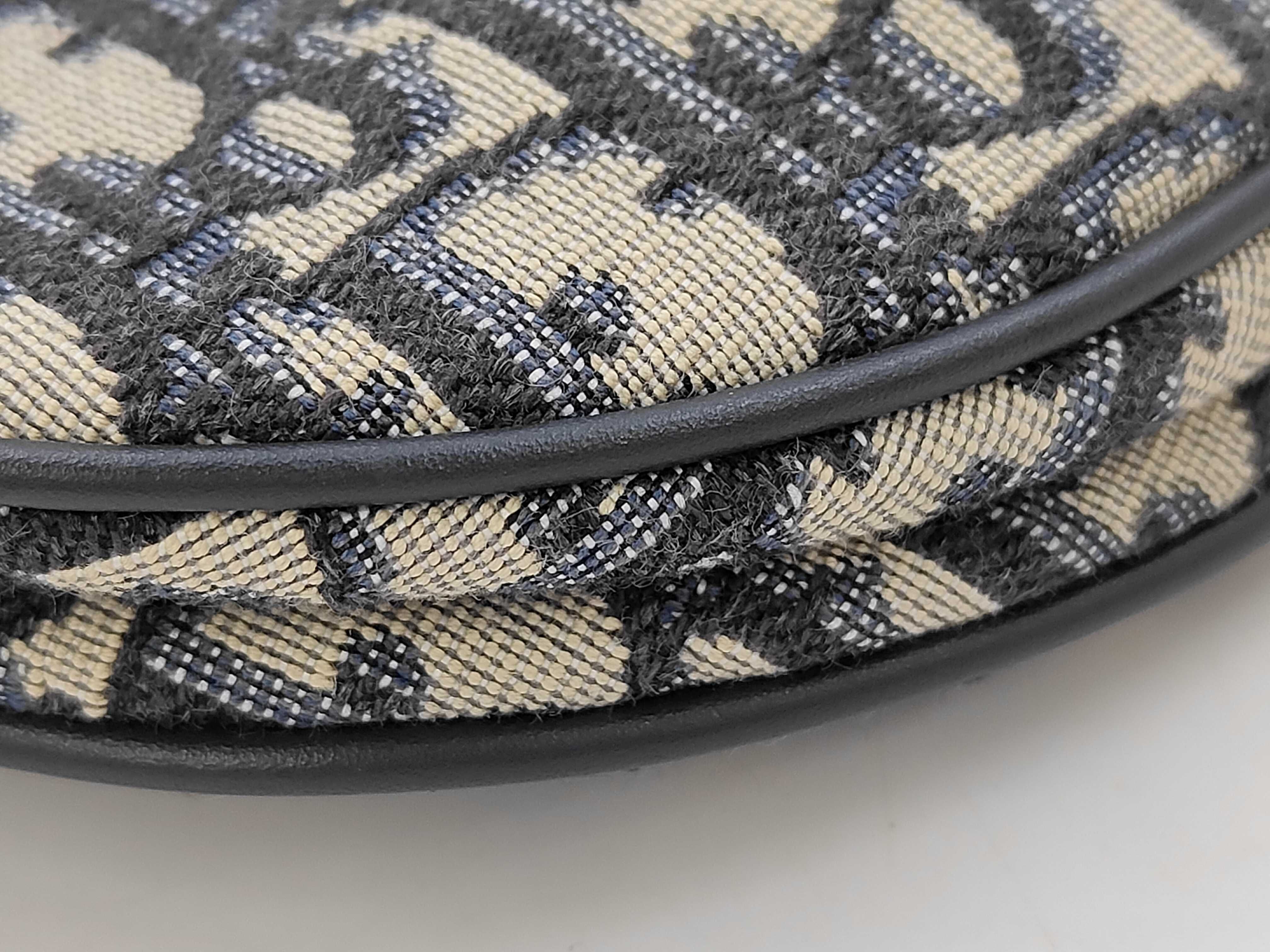 Oblique Saddle Handbag Shoulder Bag — view 6