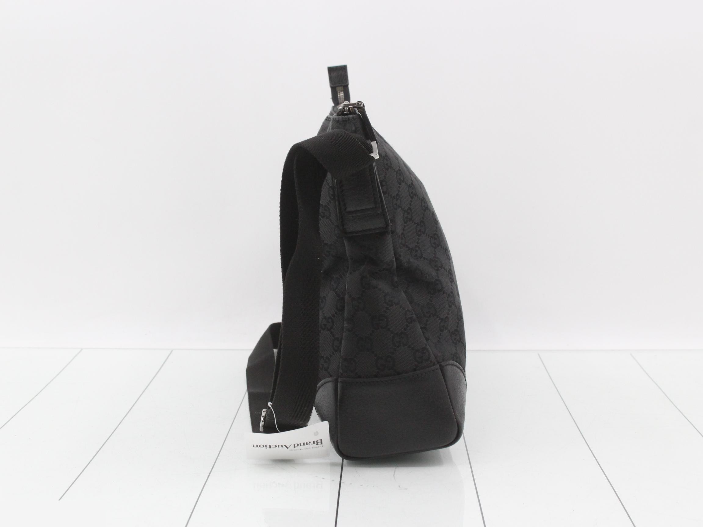Shoulder bag, GG canvas — view 3