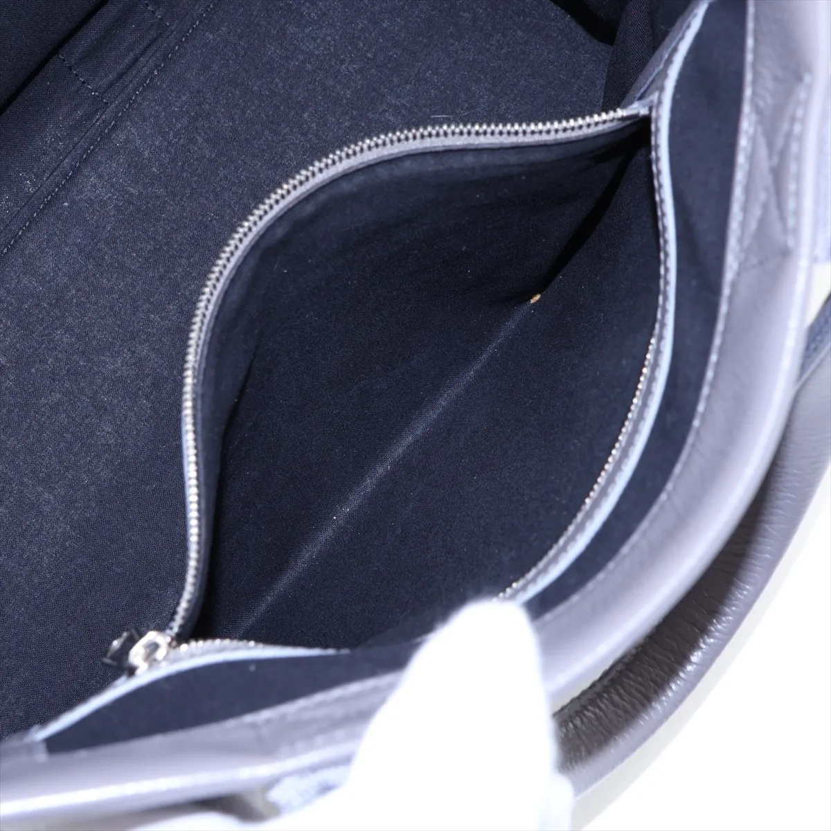 Hardware 671400 Leather 2-Way Handbag, Gray — view 10