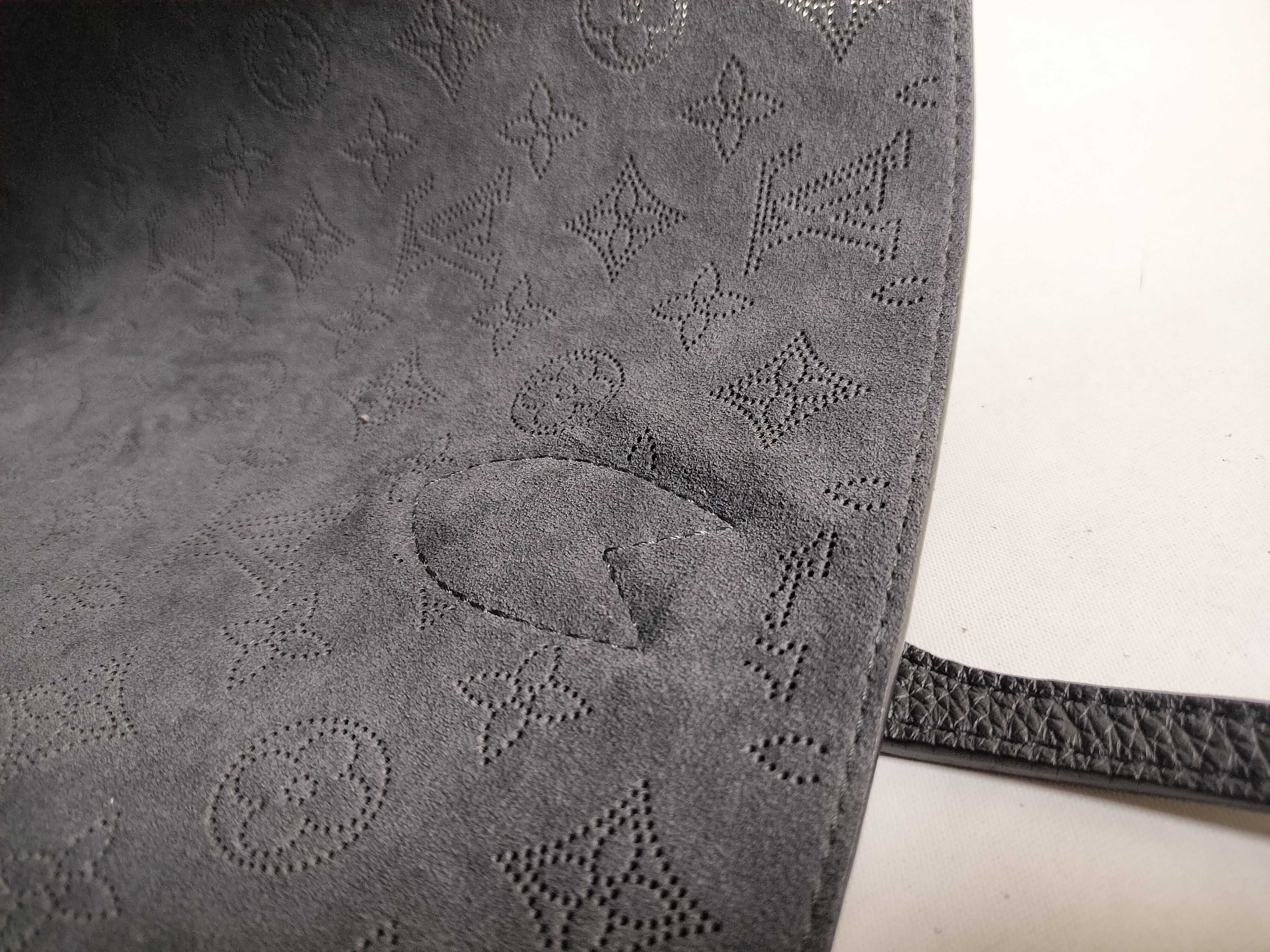 Mahina Blossom MM Tote Bag (Monogram Mahina) — view 9