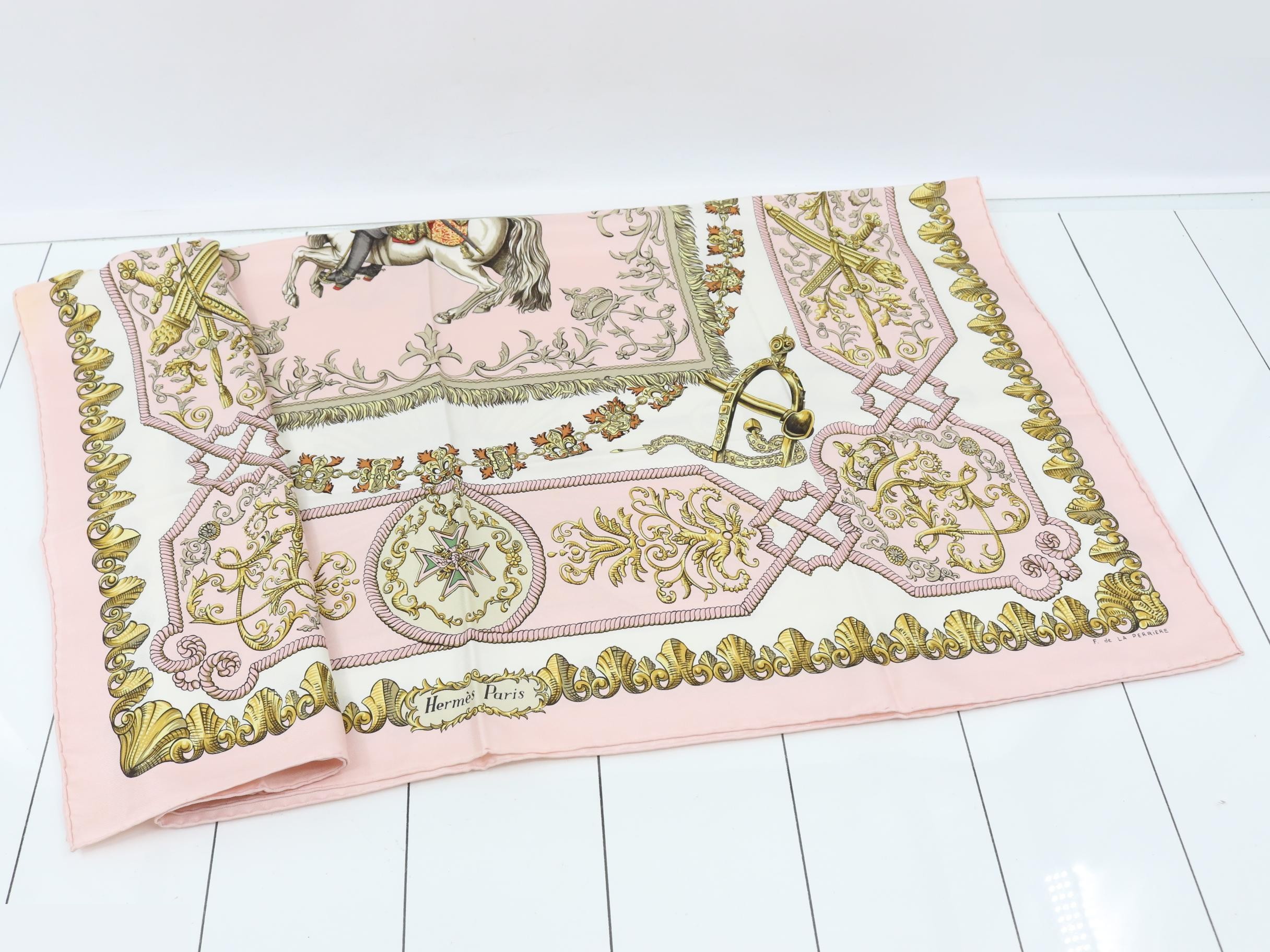 Carre 90, Pink and White, Silk — view 3