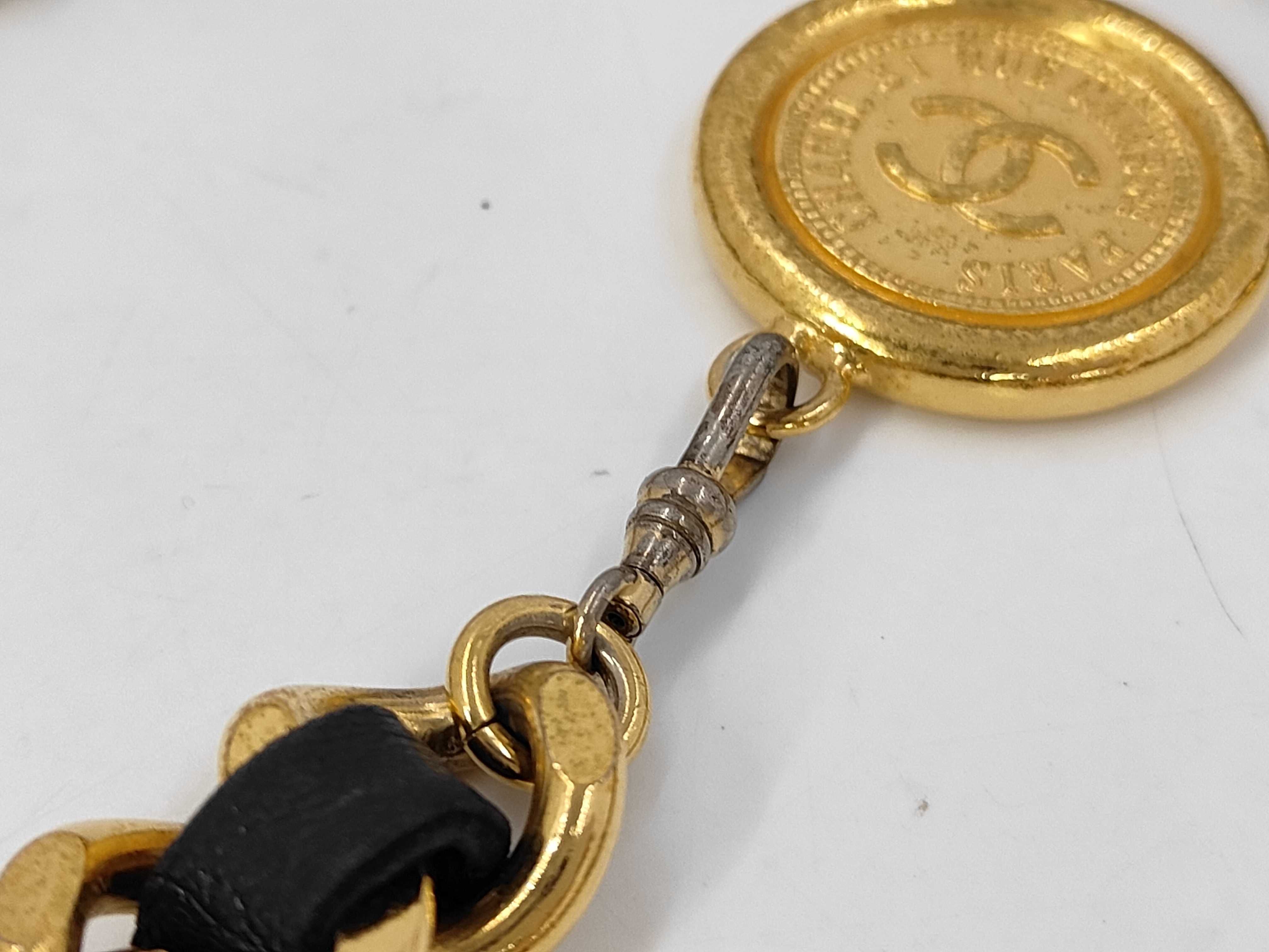 Coco Mark Chain Belt Gold x Black Coco Mark Belt — view 3
