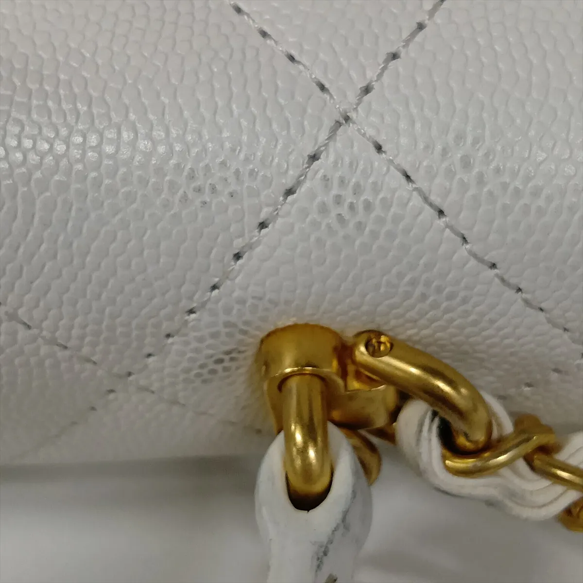 Matelassé Caviar Skin 2-Way Handbag, Top Handle, White, Gold Hardware, LXXEXE27, Random Plate — view 14