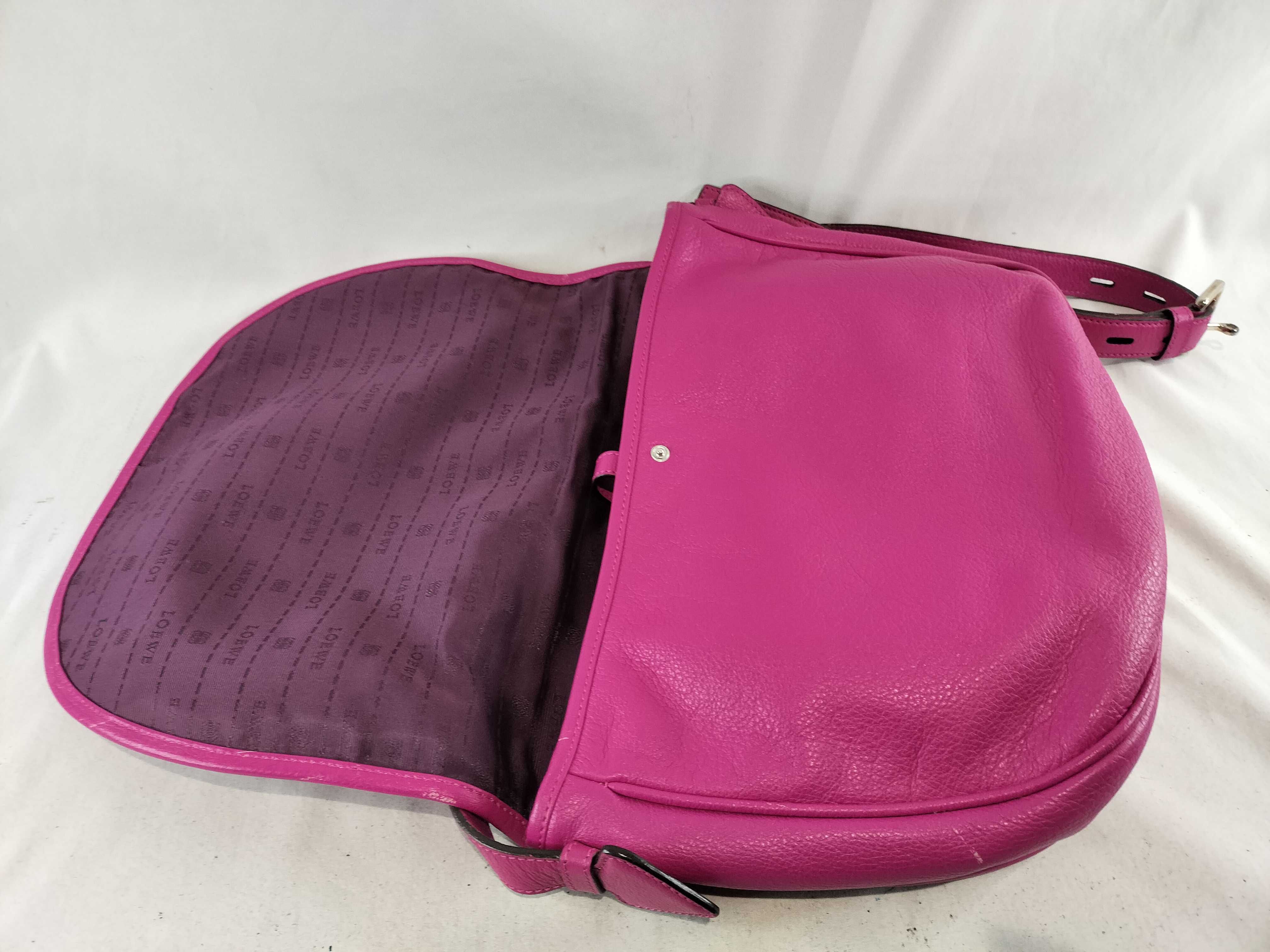 Heritage Shoulder Bag, Flap Leather, Pink Shoulder Bag — view 9