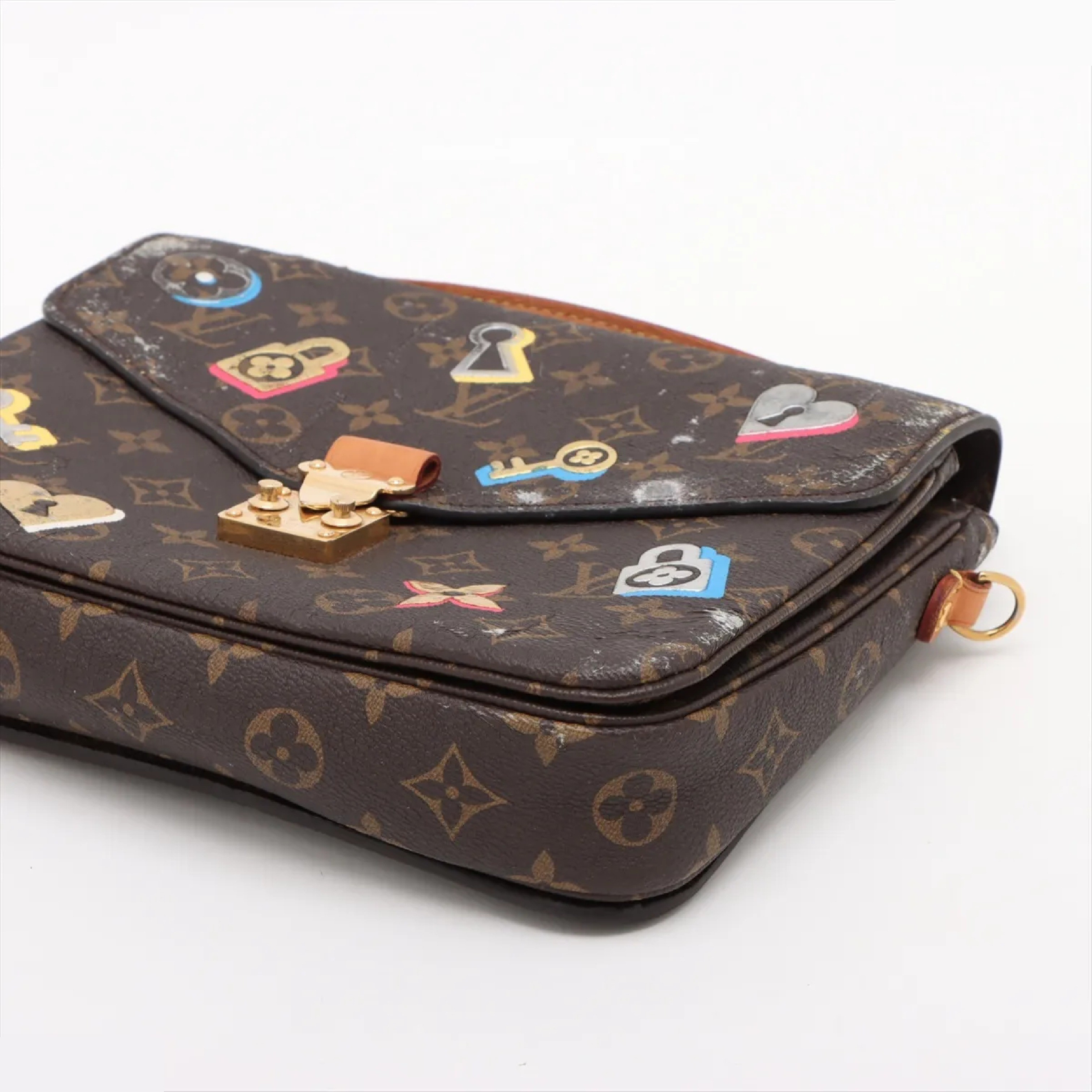 Monogram Love Lock Pochette Métis M44366 DU417 — view 4