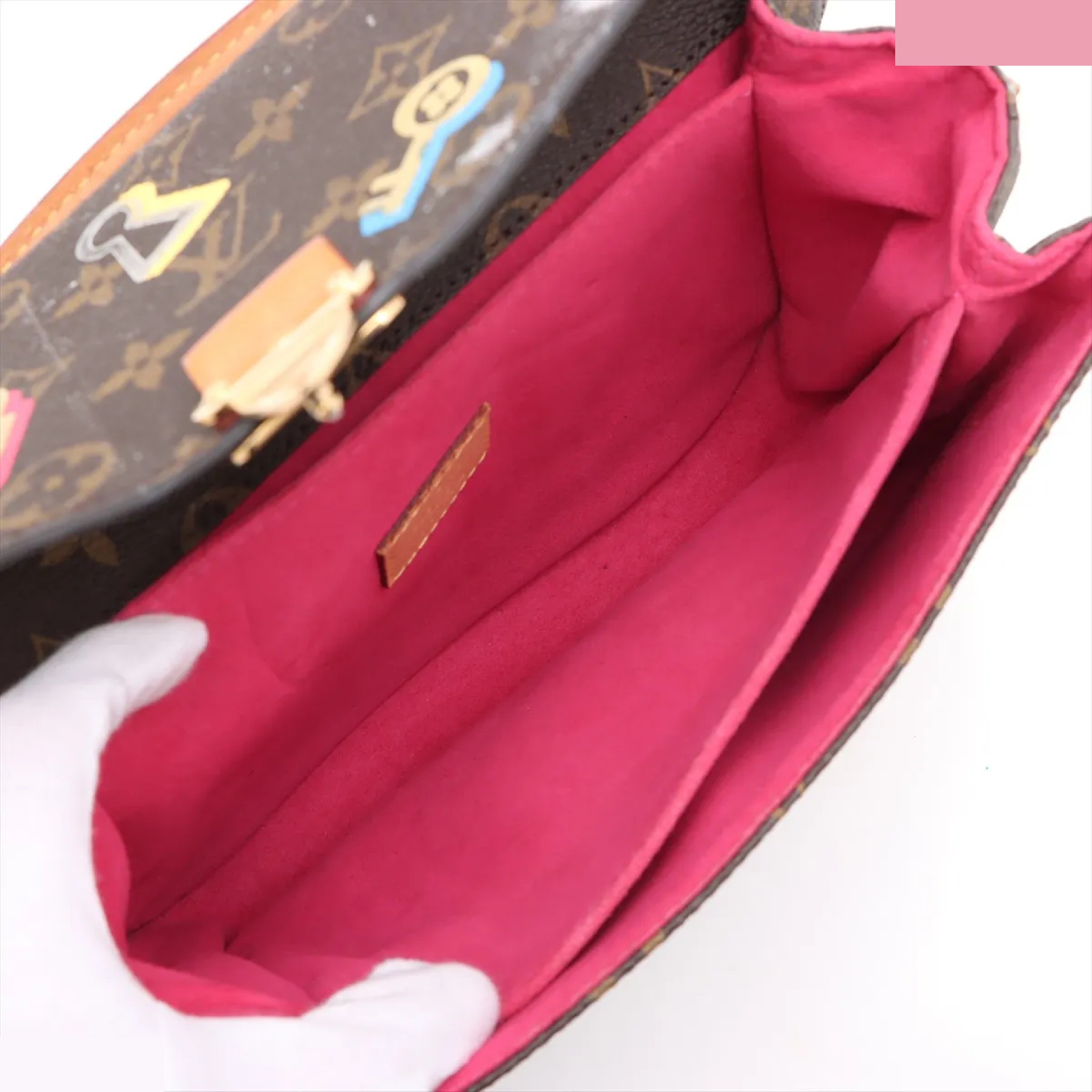 Monogram Love Lock Pochette Métis M44366 DU417 — view 7