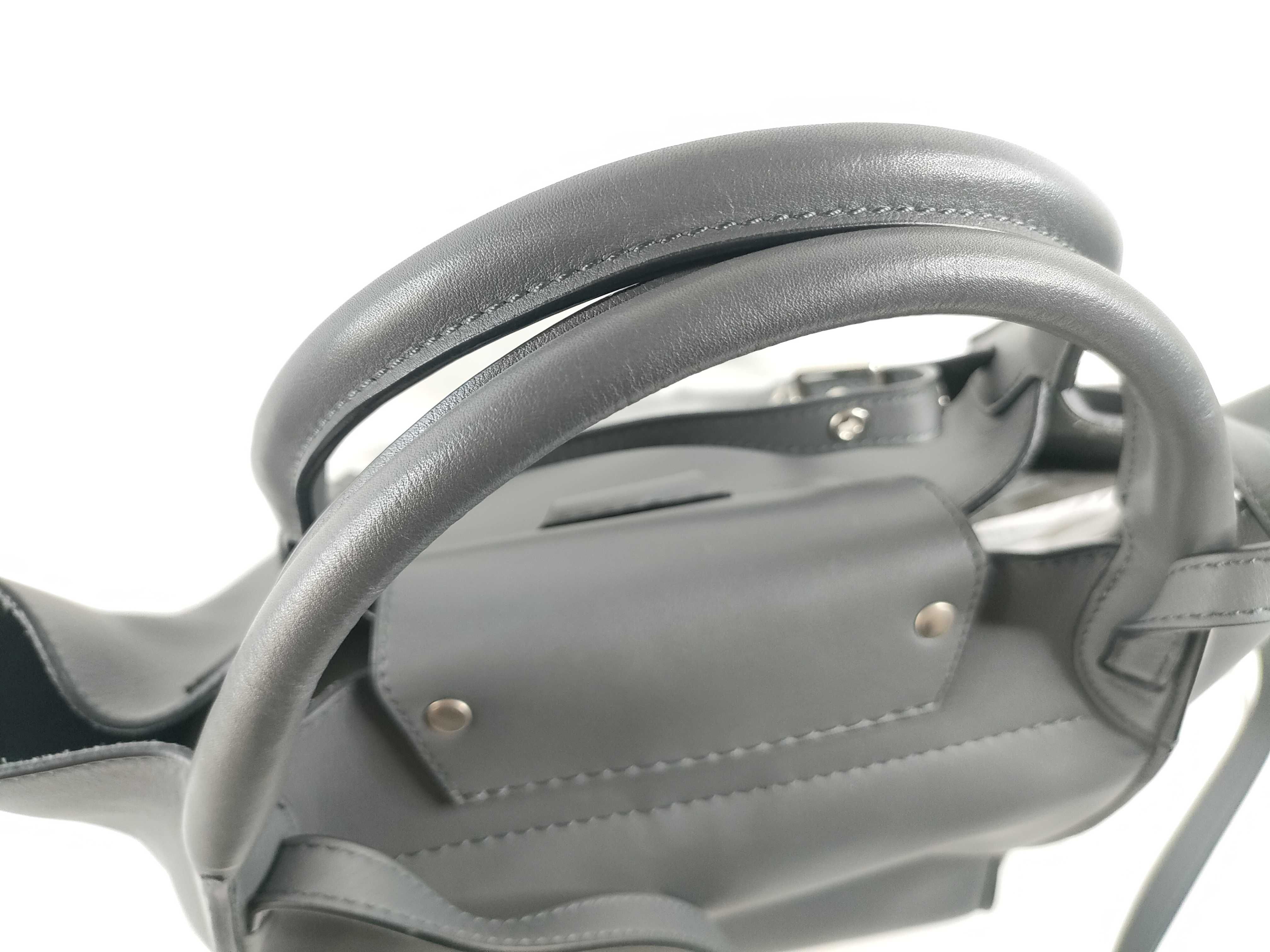 Big Bag Small 2-Way Shoulder Tote Bag Gray Tote Bag — view 7