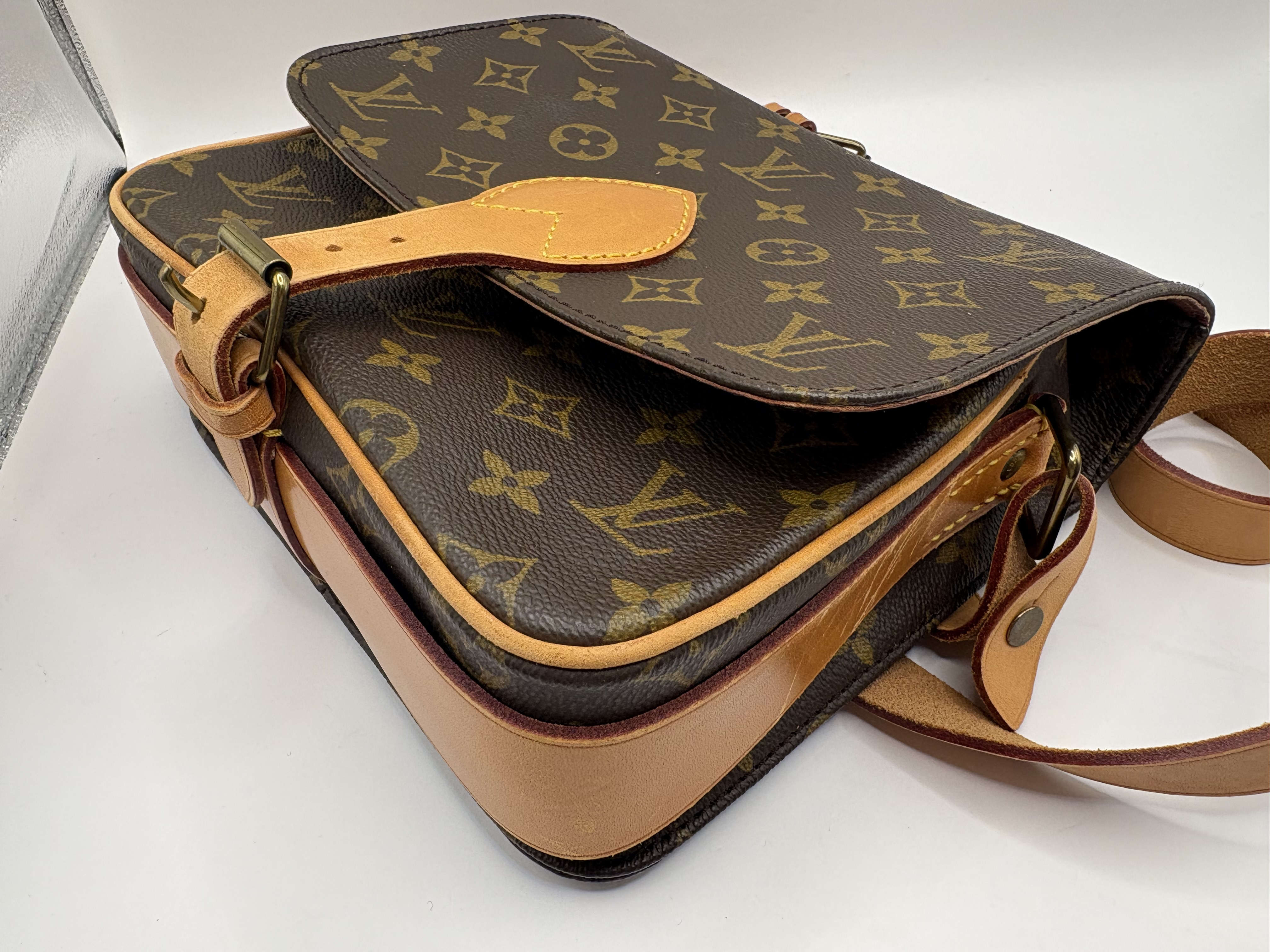 Monogram Cartouchiere M51253 Shoulder Bag — view 4