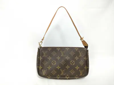Monogram Louis Vuitton Monogram Accessoires AR1909 Pouch