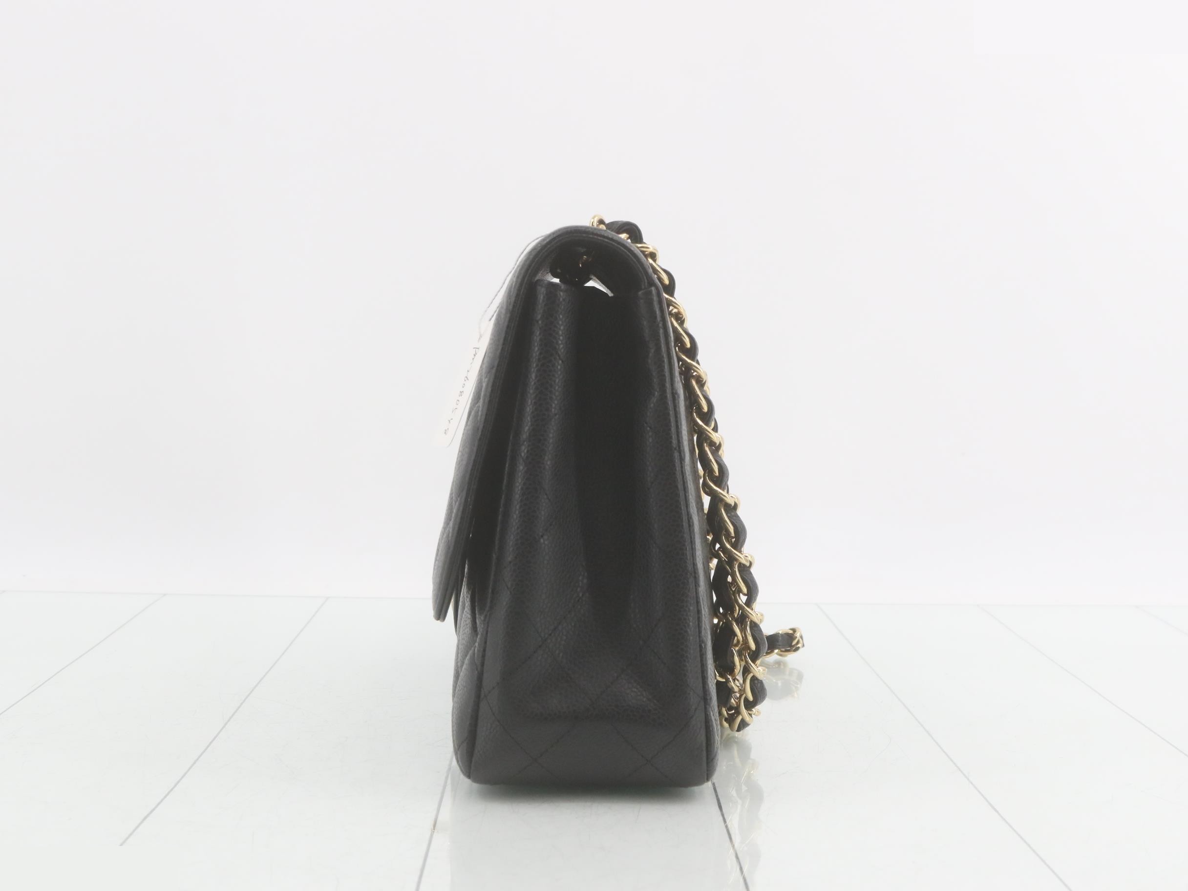 Large Matelassé 30 Caviar Double Chain Shoulder Bag — view 3