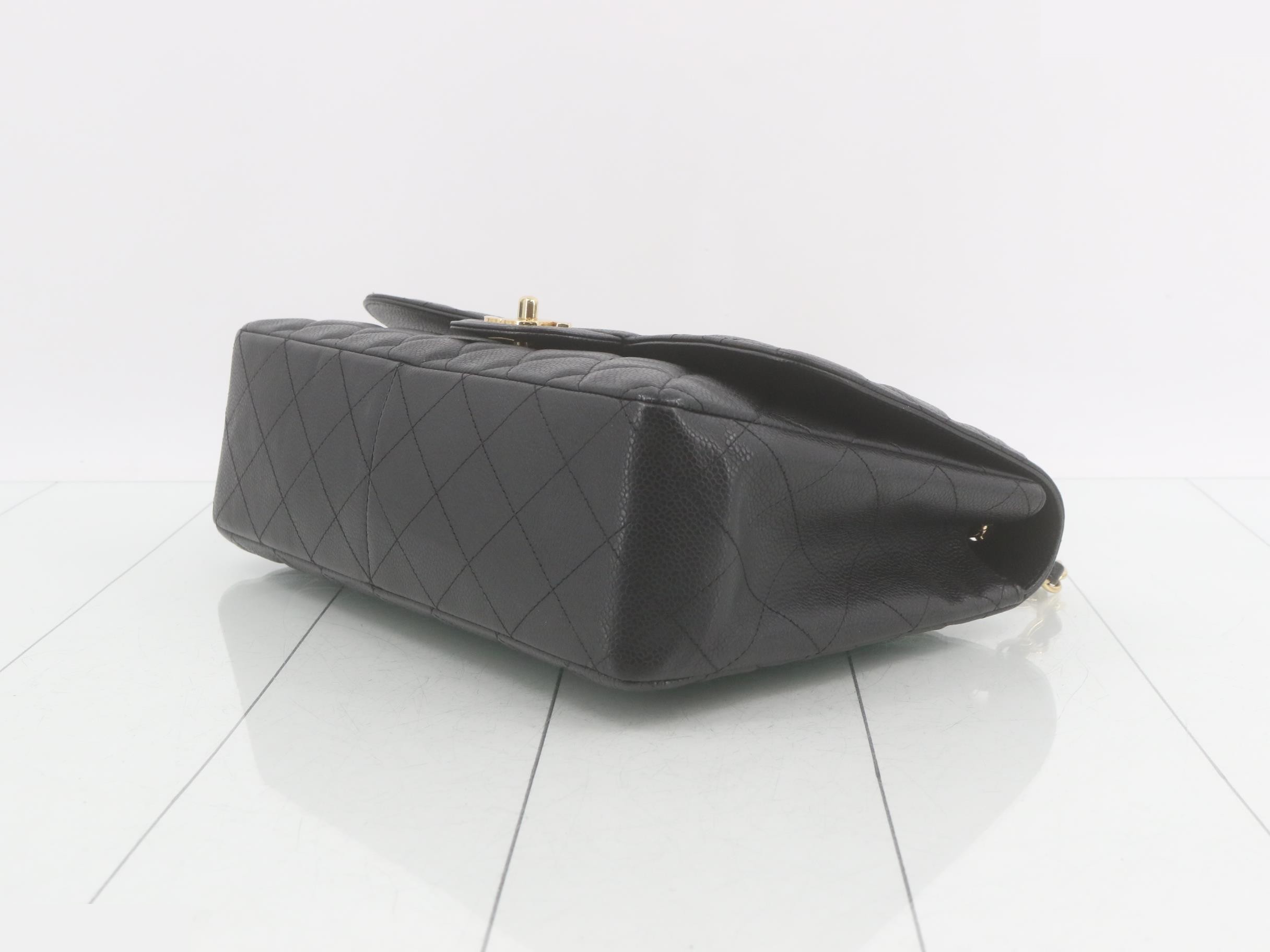 Large Matelassé 30 Caviar Double Chain Shoulder Bag — view 6