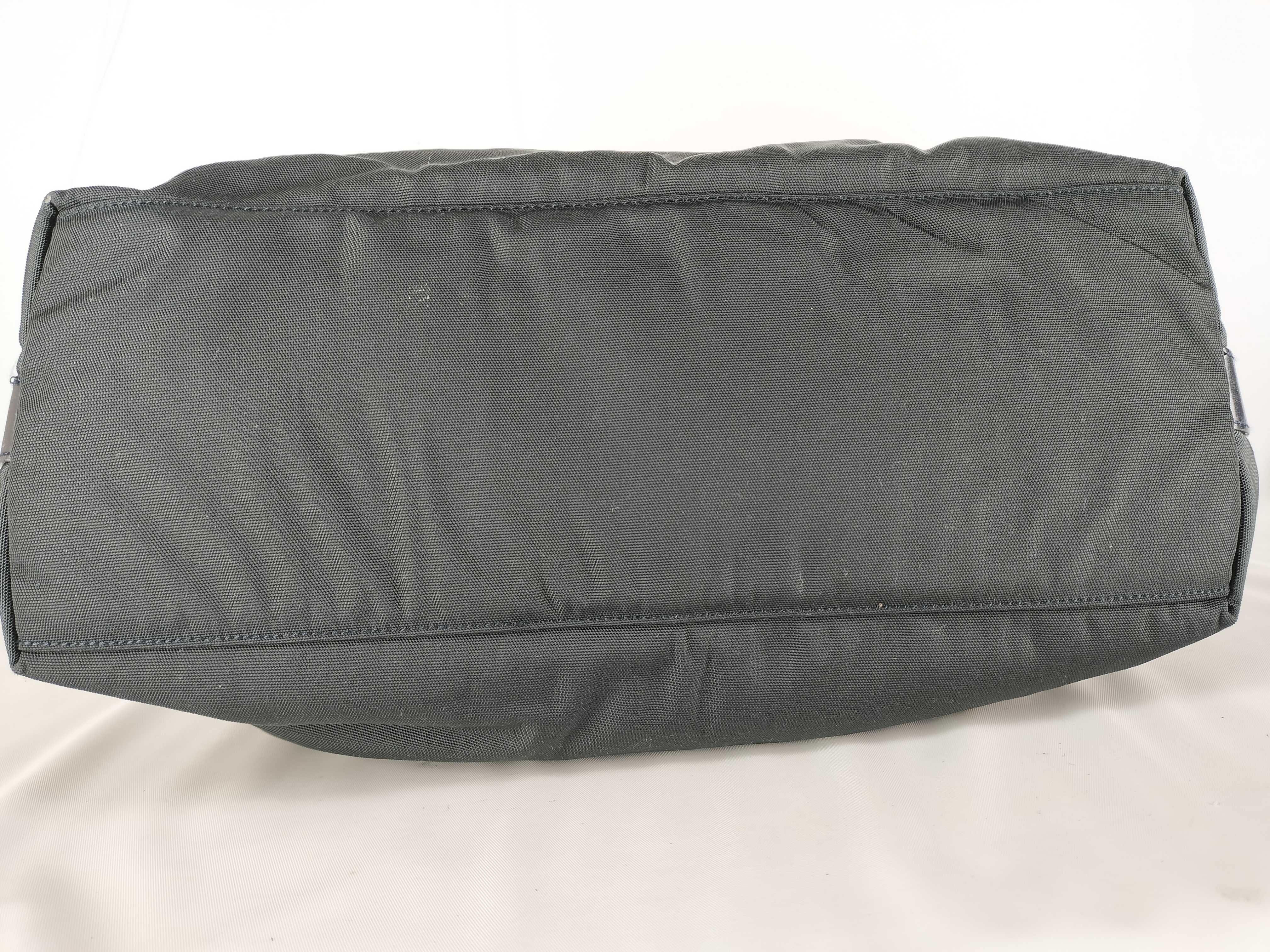 GG Canvas 002113 One-Shoulder Bag (Shoulder Bag) — view 4