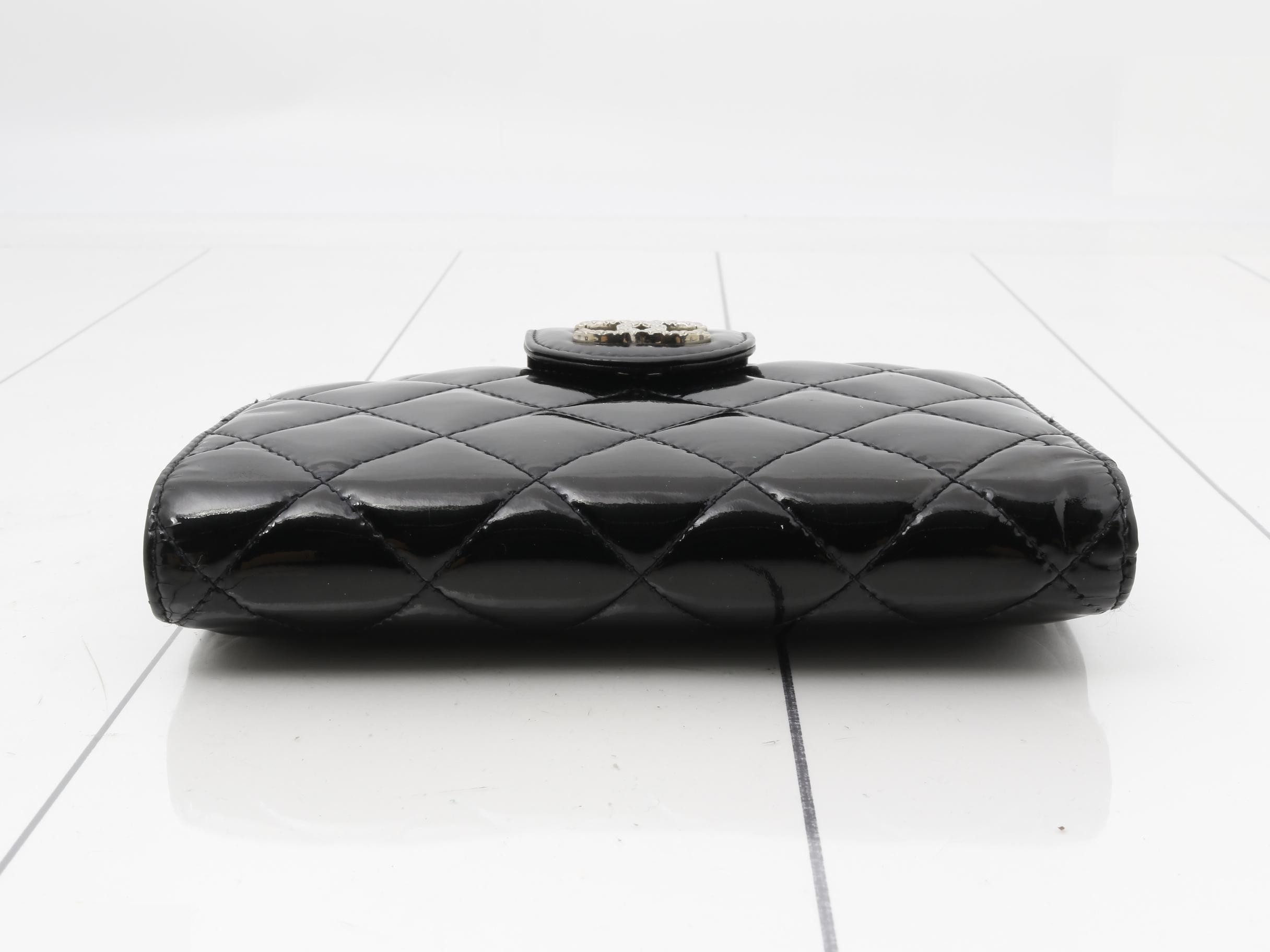 wallet — view 3