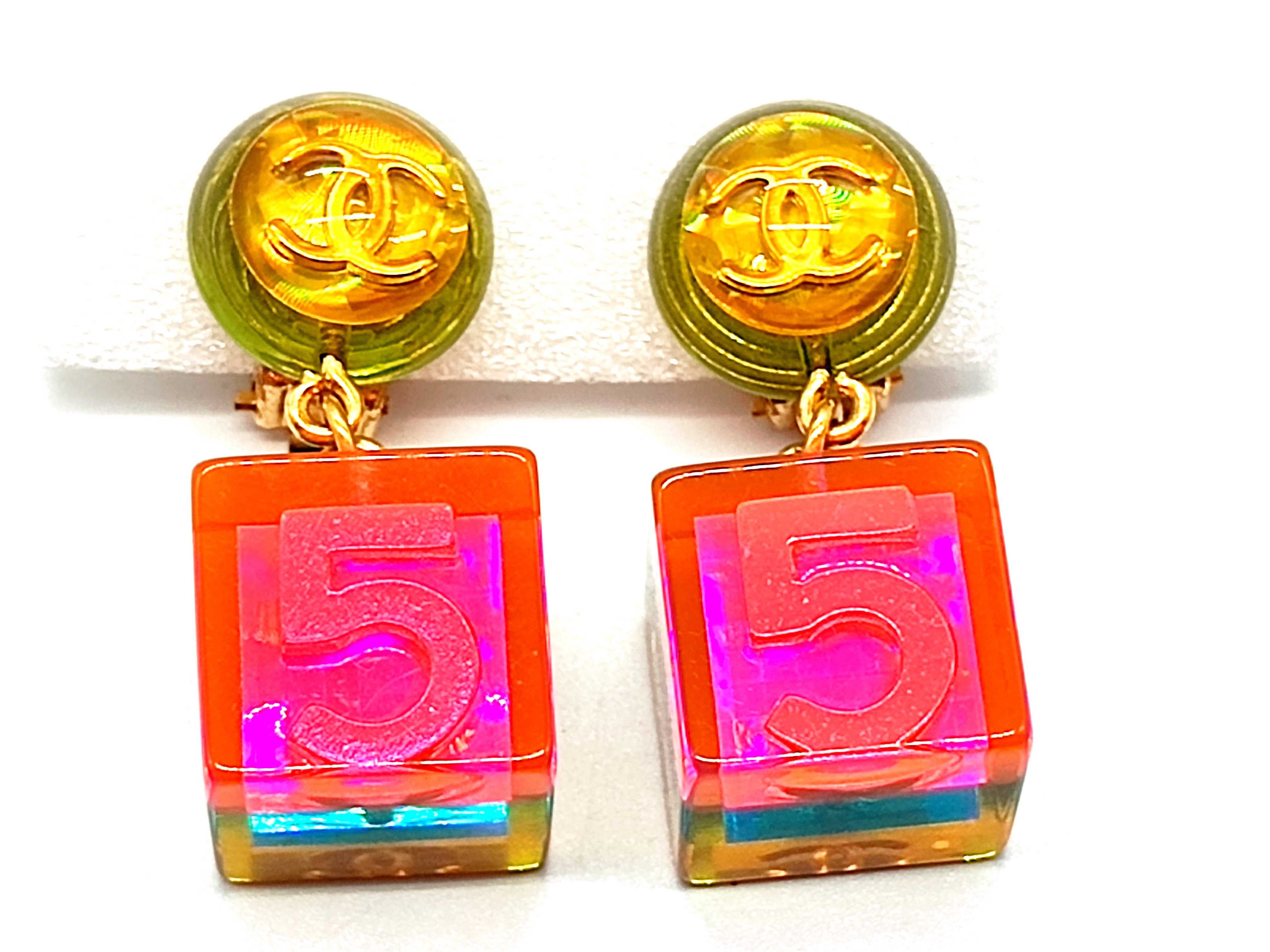Coco Mark Aurora Cube Swing Earrings 97P Earrings
