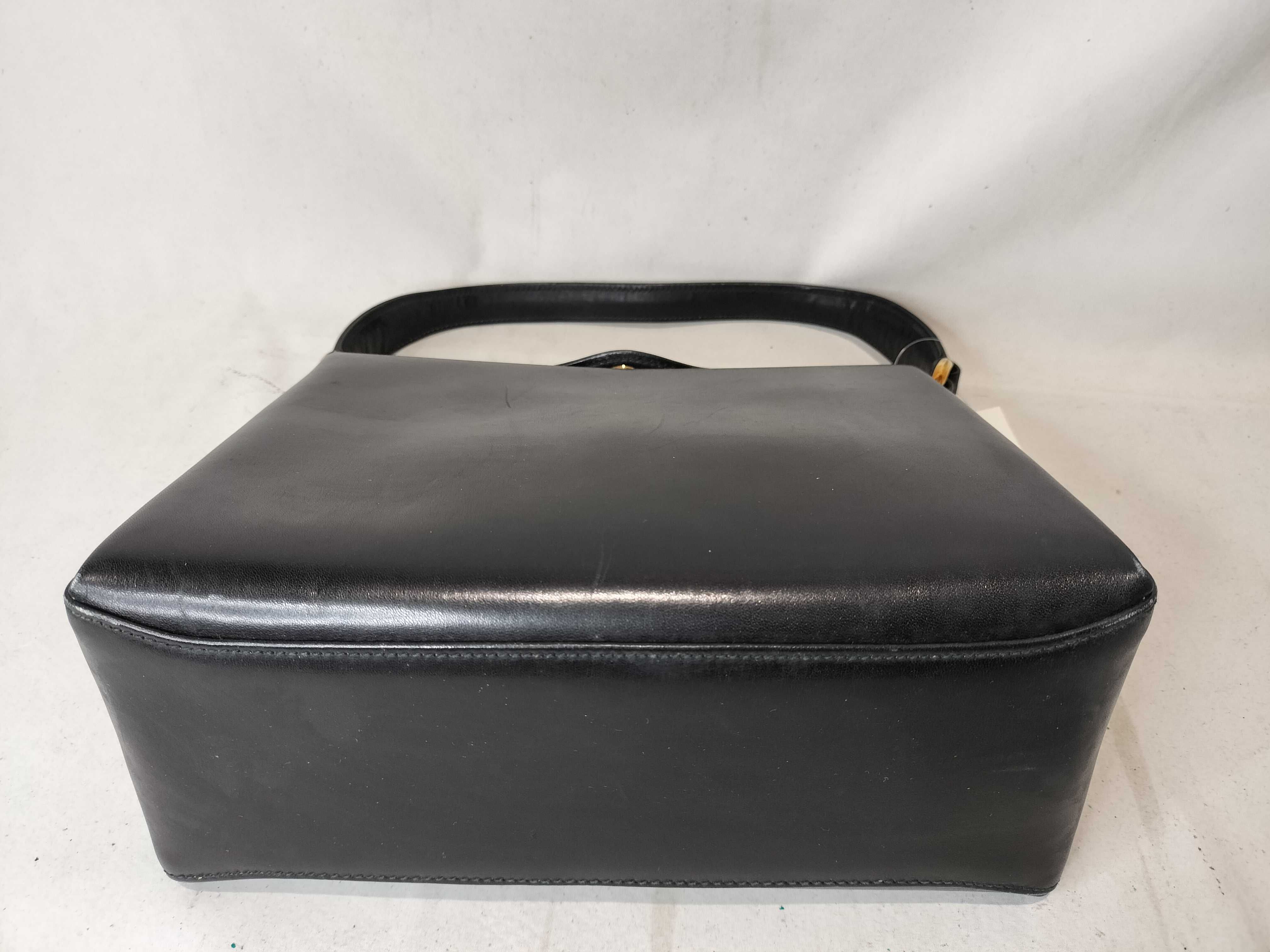 Old Gucci Turnlock Leather Black Handbag — view 7