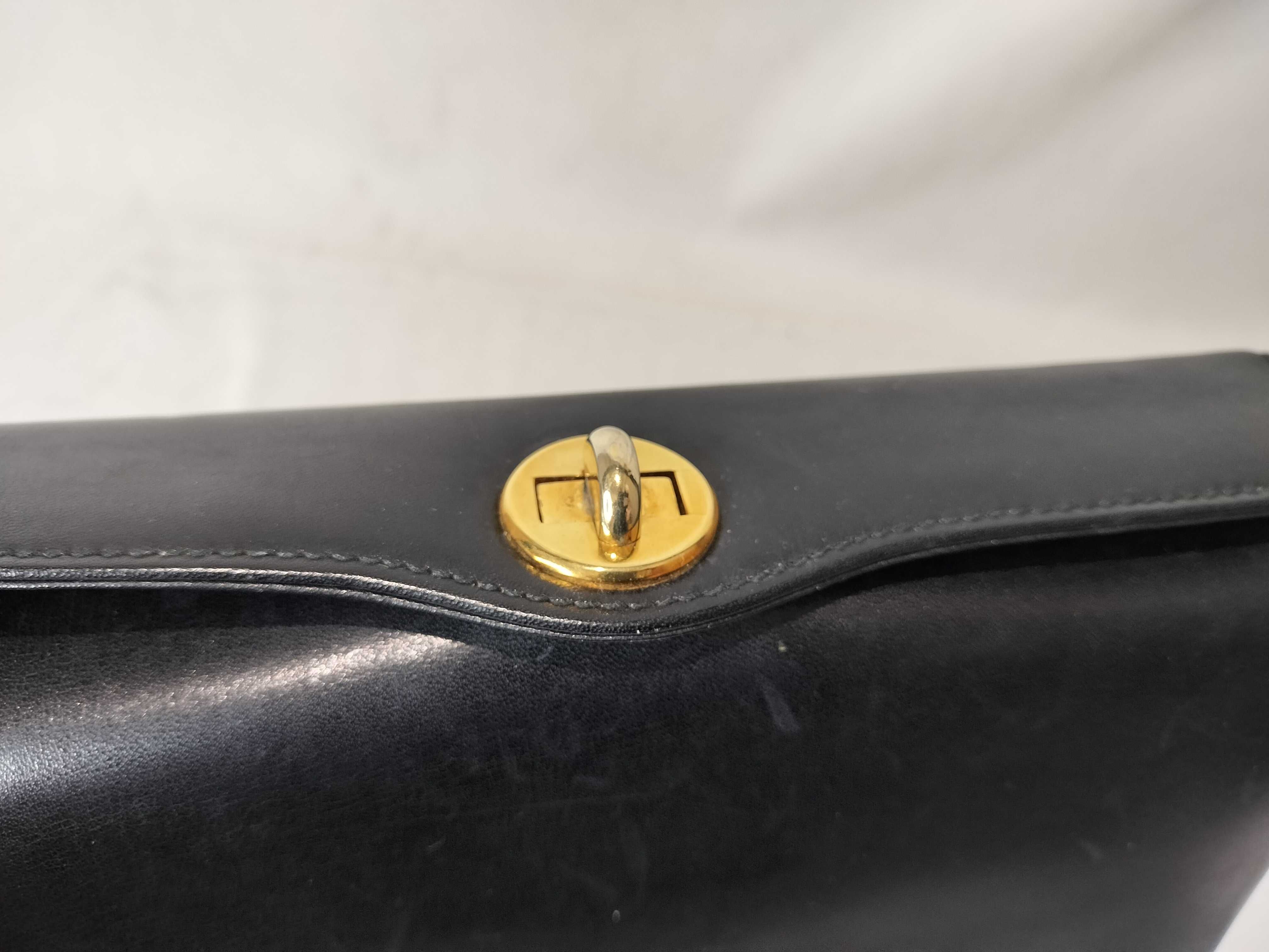 Old Gucci Turnlock Leather Black Handbag — view 8