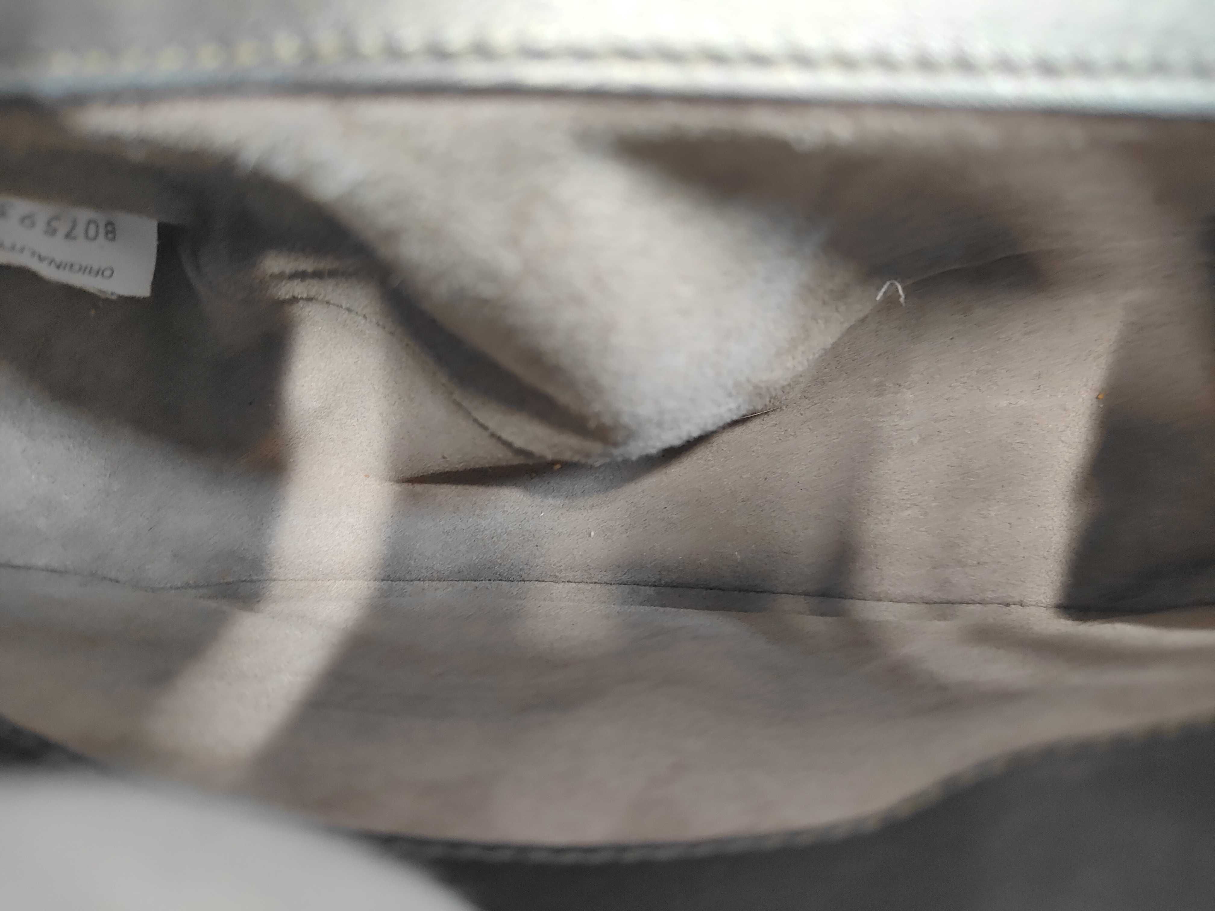 Intrecciato Leather Shoulder Bag Brown Shoulder Bag — view 8