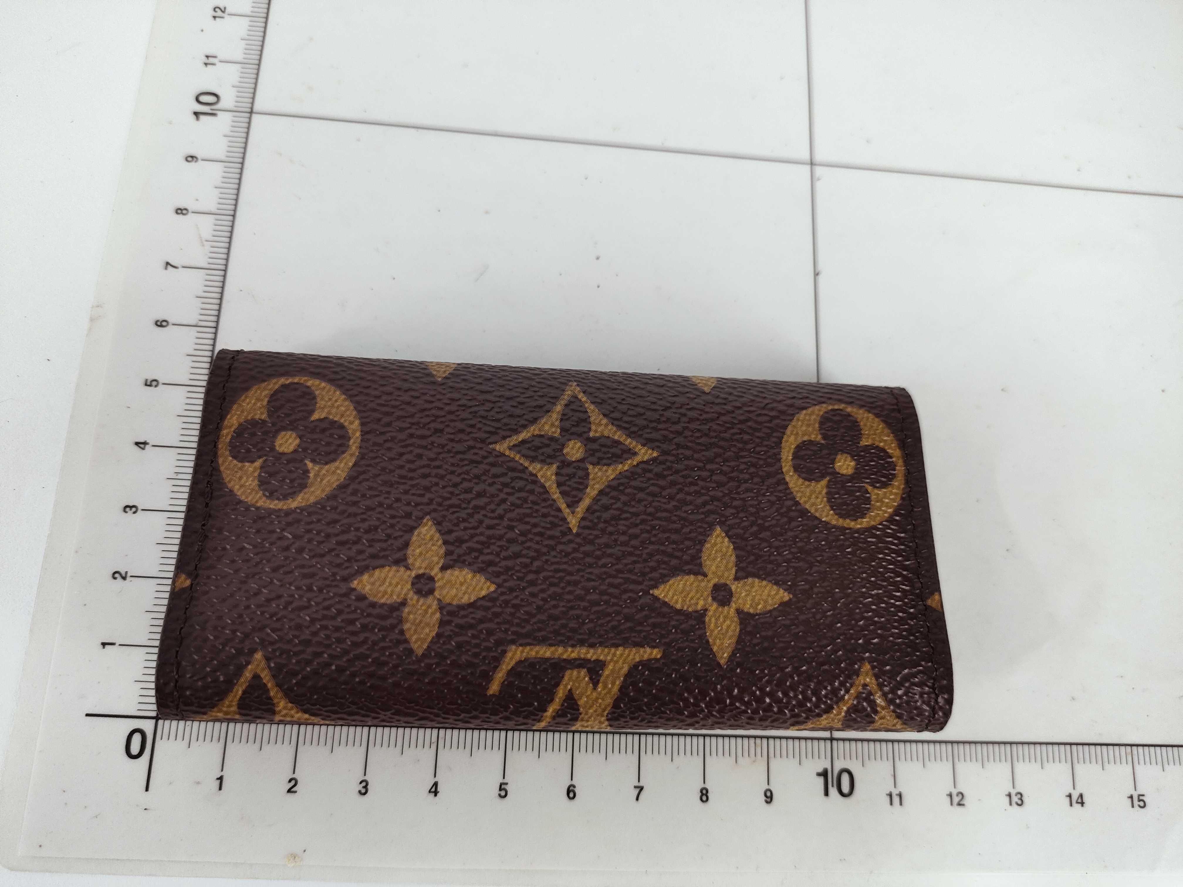 Monogram LV Multicles 4 M69517 Monogram Key Case — view 2