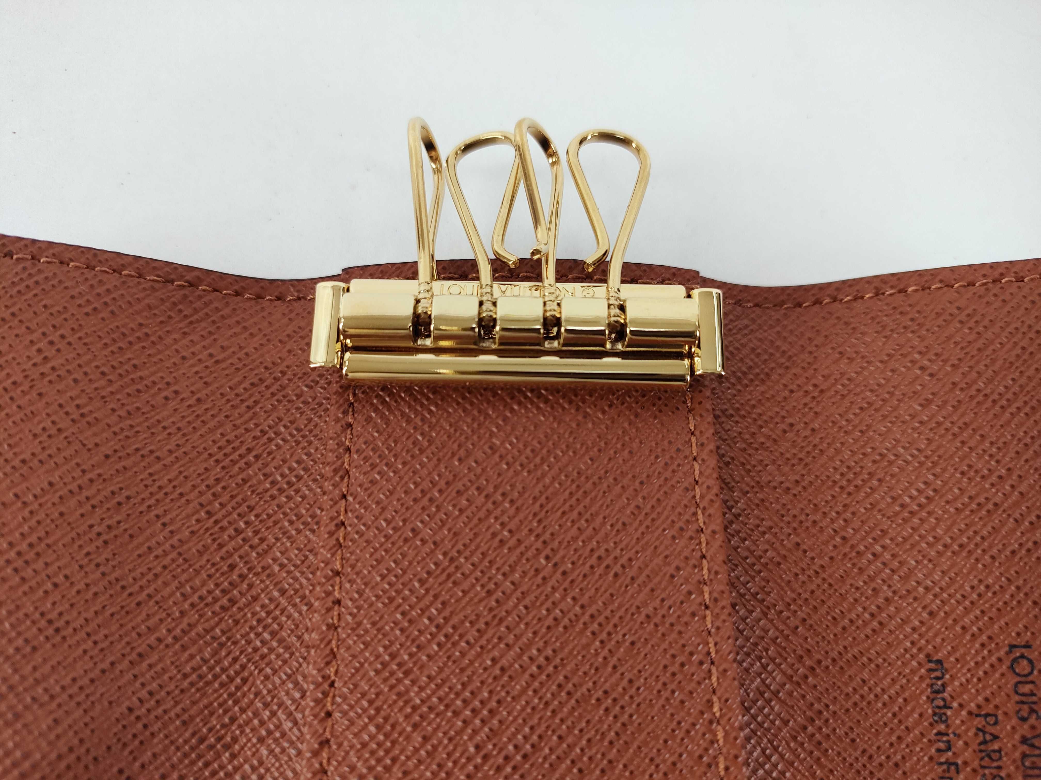 Monogram LV Multicles 4 M69517 Monogram Key Case — view 12