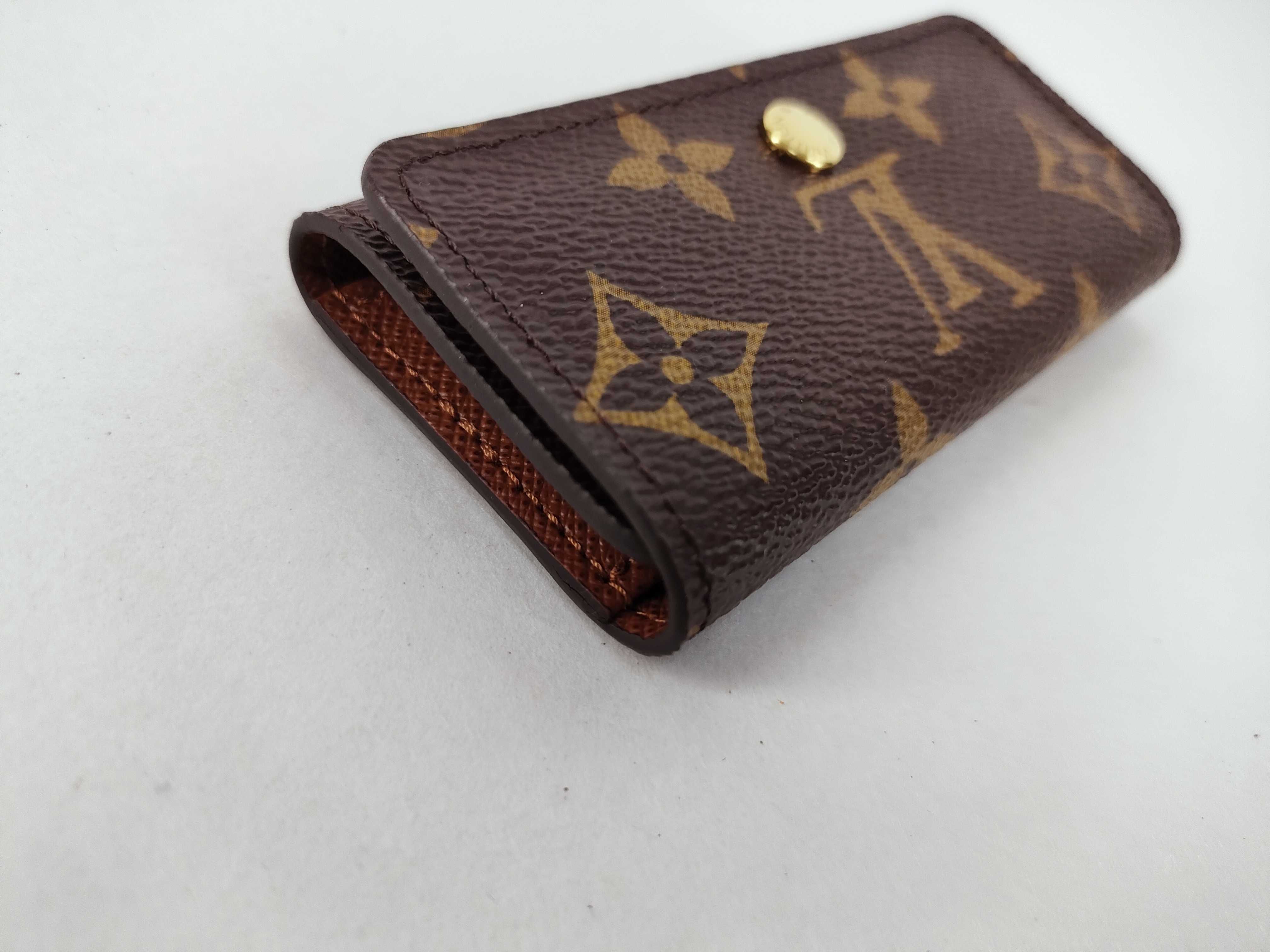 Monogram LV Multicles 4 M69517 Monogram Key Case — view 3