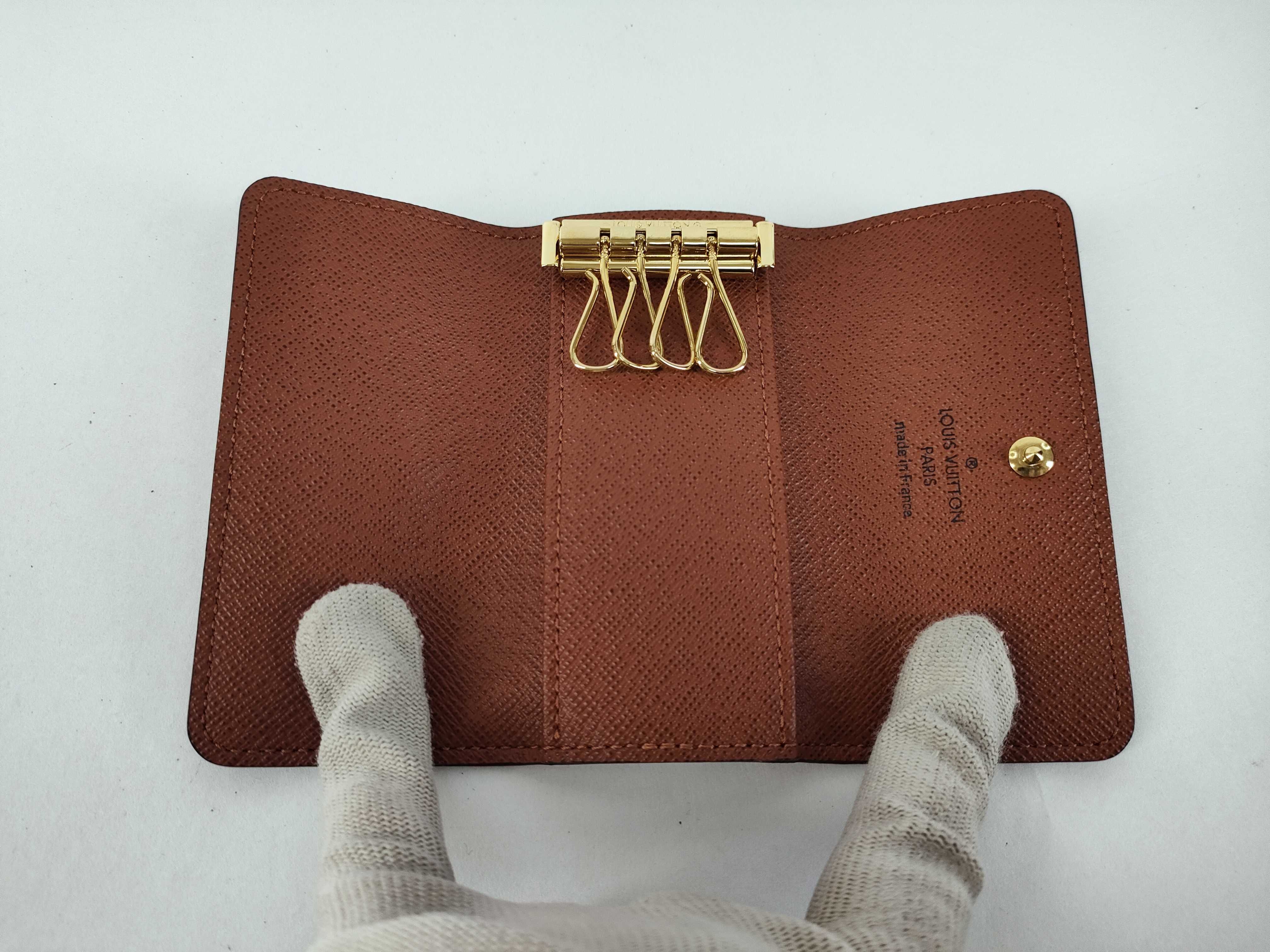Monogram LV Multicles 4 M69517 Monogram Key Case — view 10