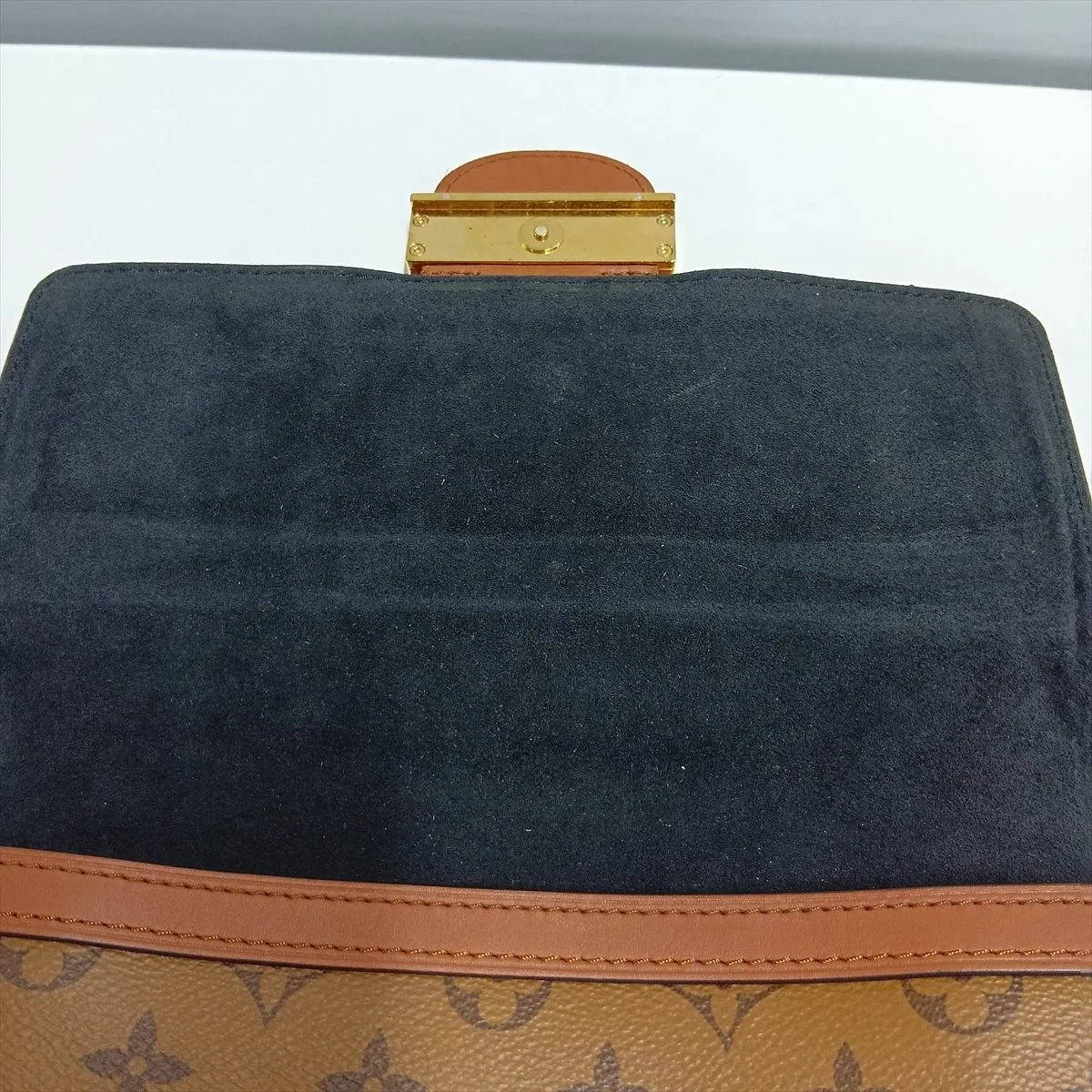 Monogram Reverse Dauphine MM M44391 FL2199 Brown (RFID detected) — view 11