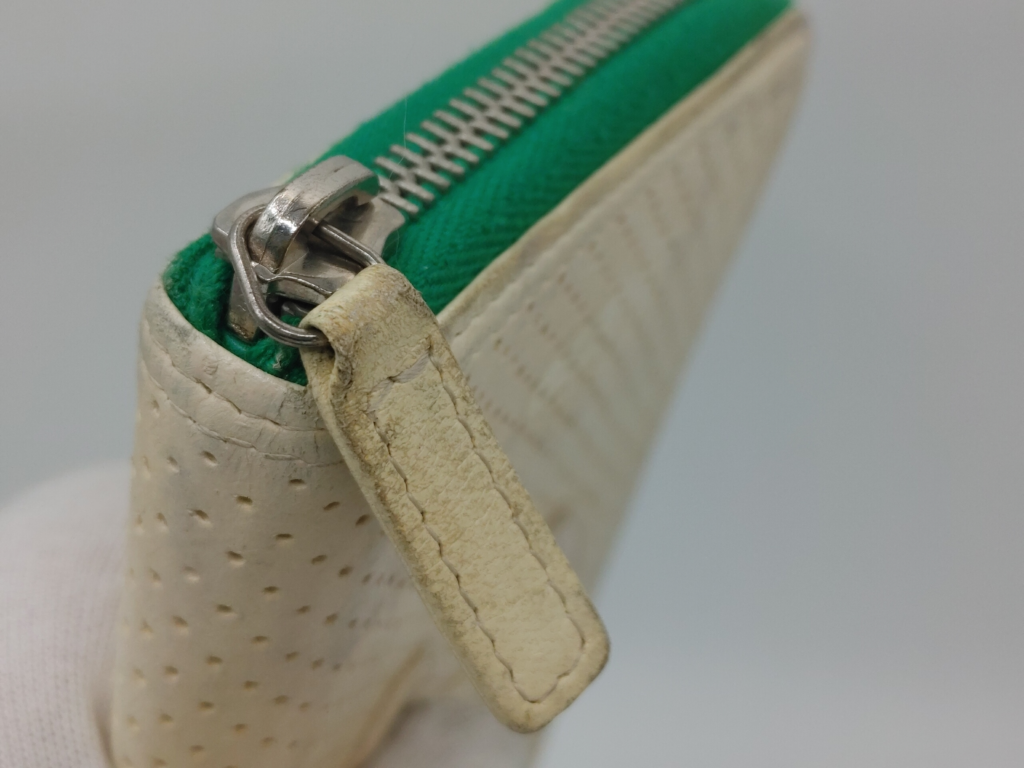 Perforated Coco Mark Round Zip Long Wallet with Seal 11769426 Lambskin White Wallet — view 5