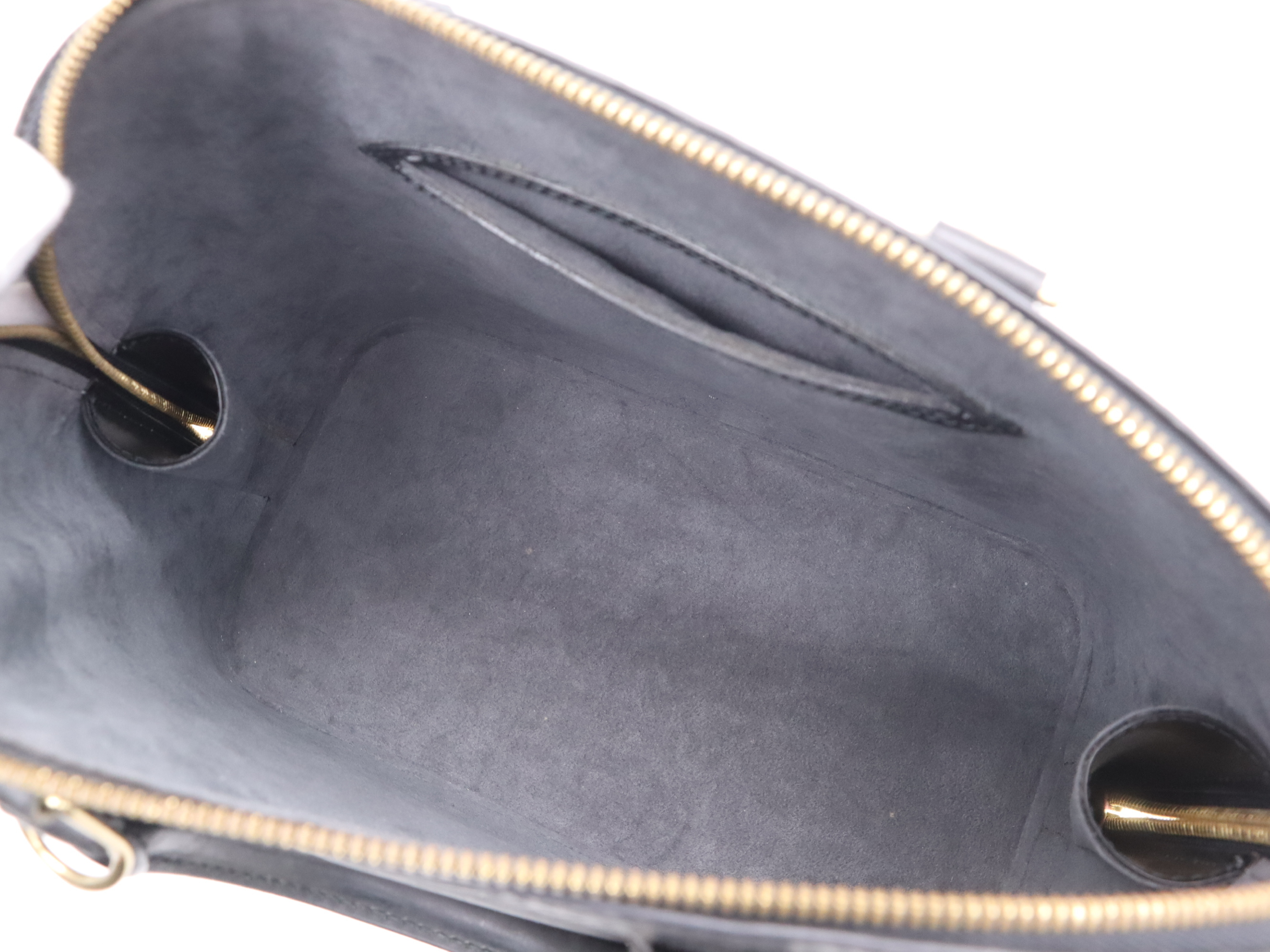 M52142 Epi Alma Noir Handbag — view 11