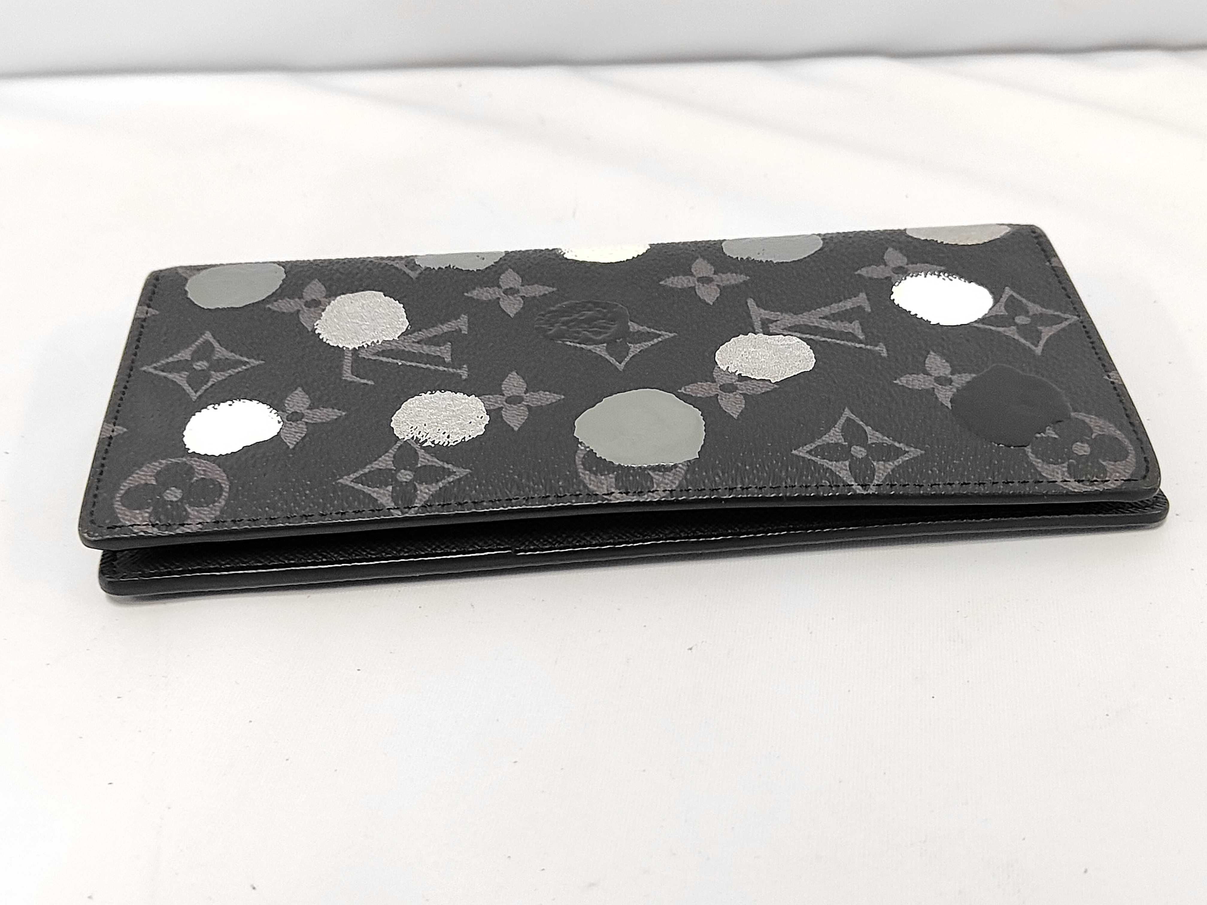 Monogram Eclipse Portefeuille Brazza Yayoi Kusama M81932 Wallet — view 5