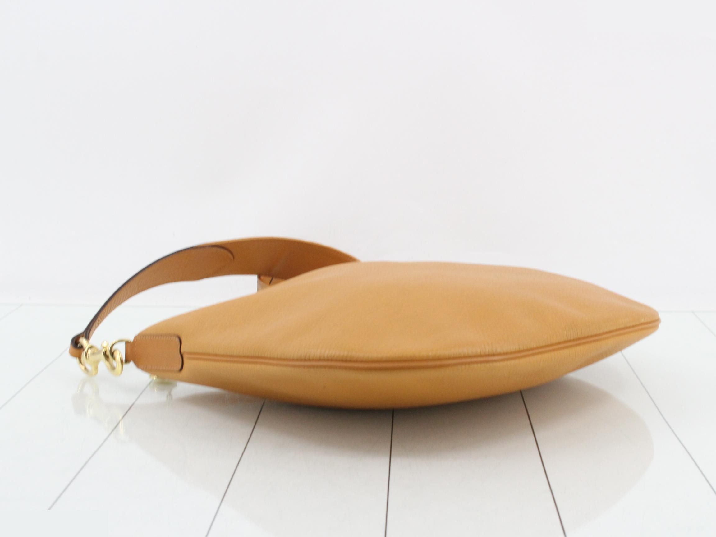 Leather shoulder bag — view 5