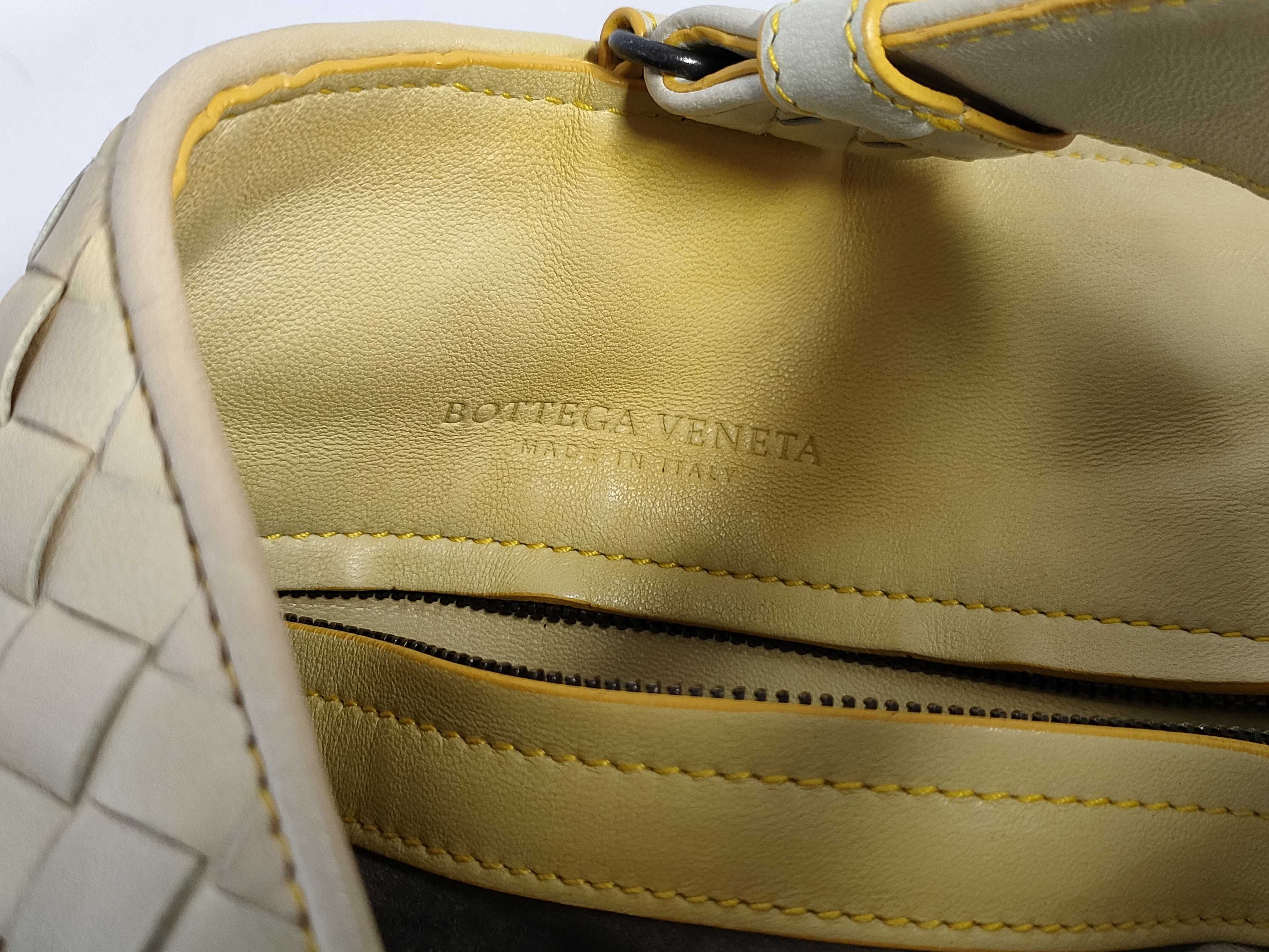 Intrecciato Tote Bag — view 10
