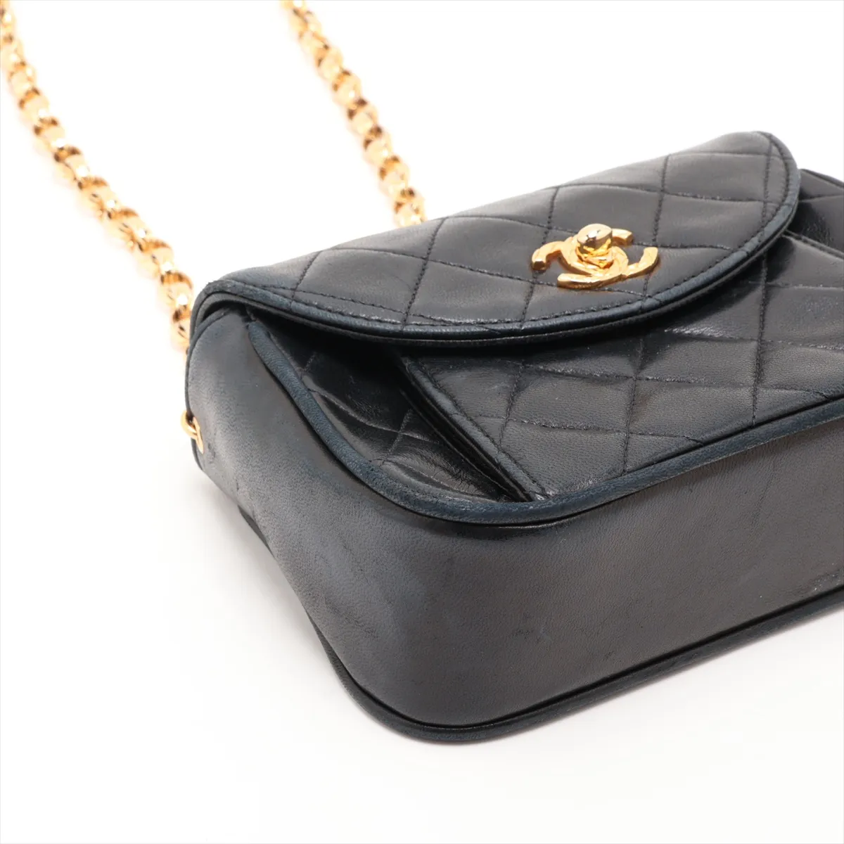 Matelassé Lambskin Single Flap Single Chain Bag, Black with Gold Hardware, No Seal — view 4